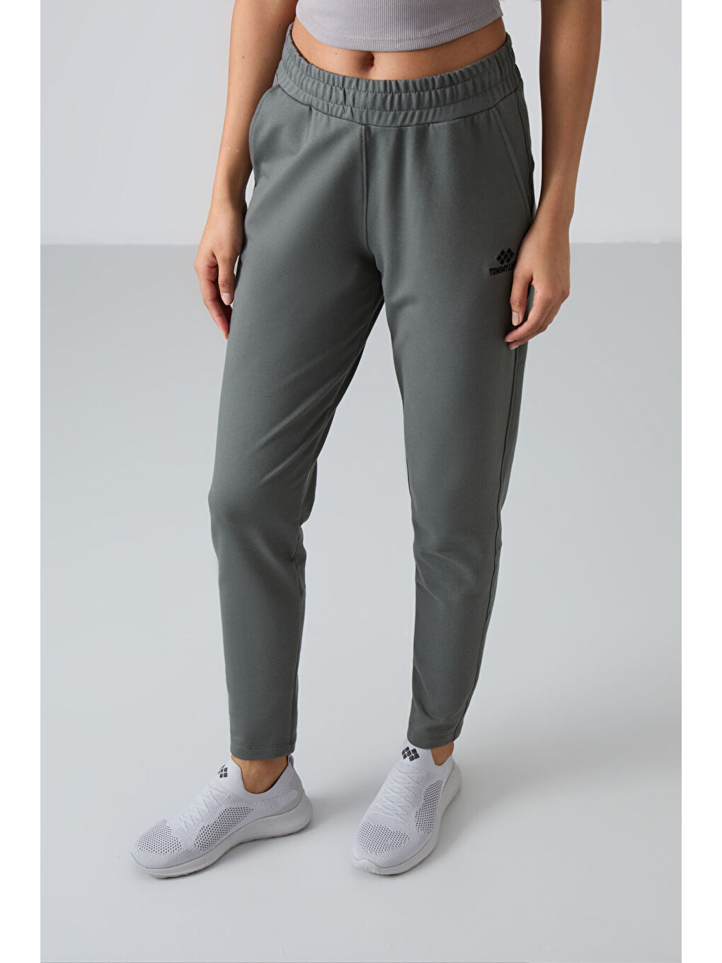 Haki Fermuar Paçalı Cepli Rahat Form Kadın Eşofman Alt - 94246