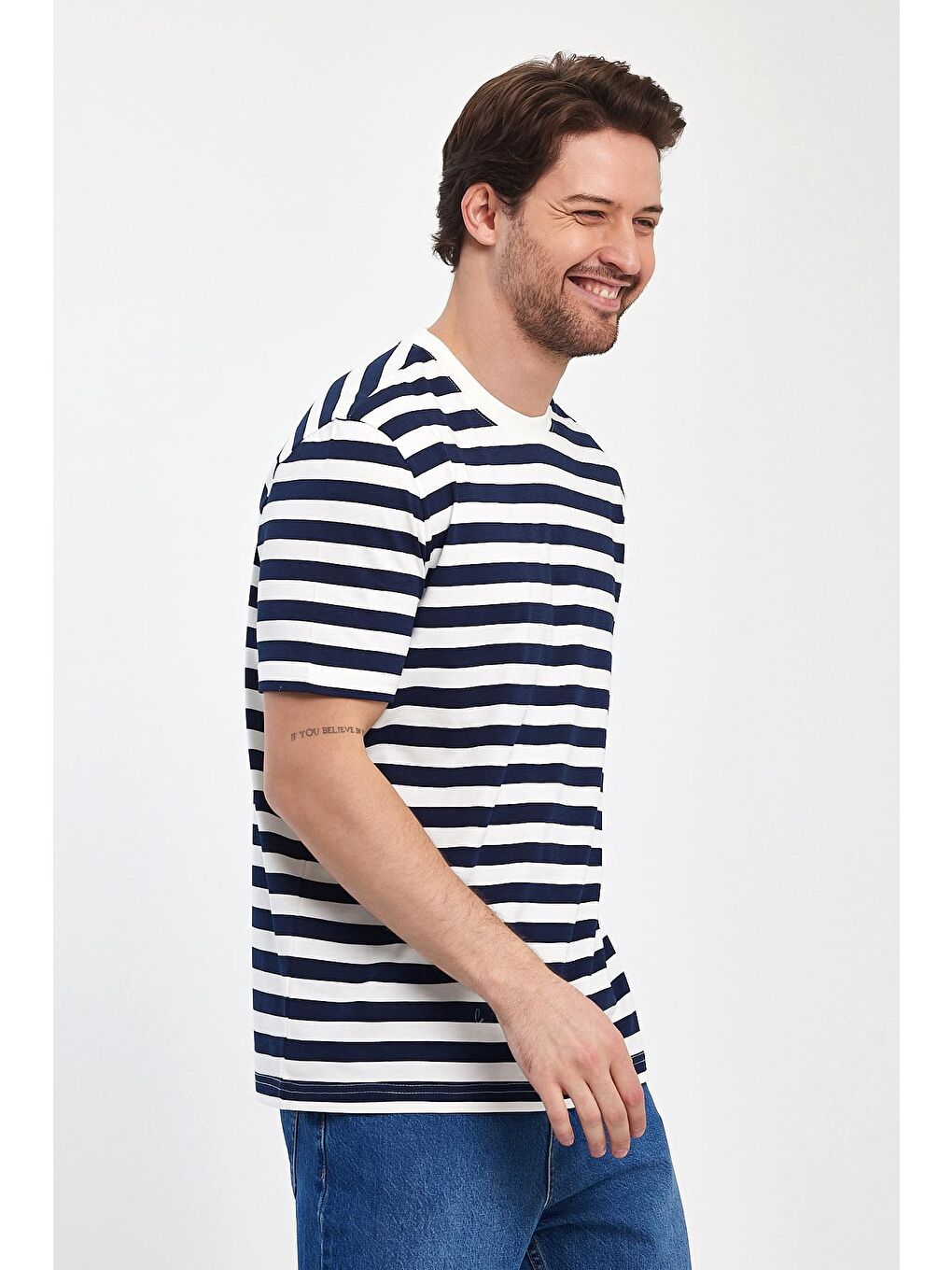 Lacivert Regular Fit Bisiklet Yaka %100 Pamuk Rahat Kesim Çizgili Erkek Tişört RF0389-5