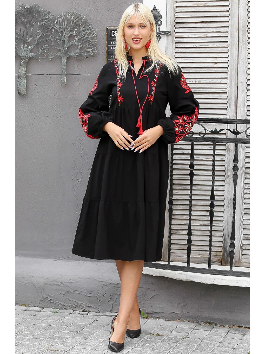 Kadın Siyah Hakim Yaka Balon Kol Bağlamalı Astarsız Regular Fit Casual Pamuk Dokuma Elbise