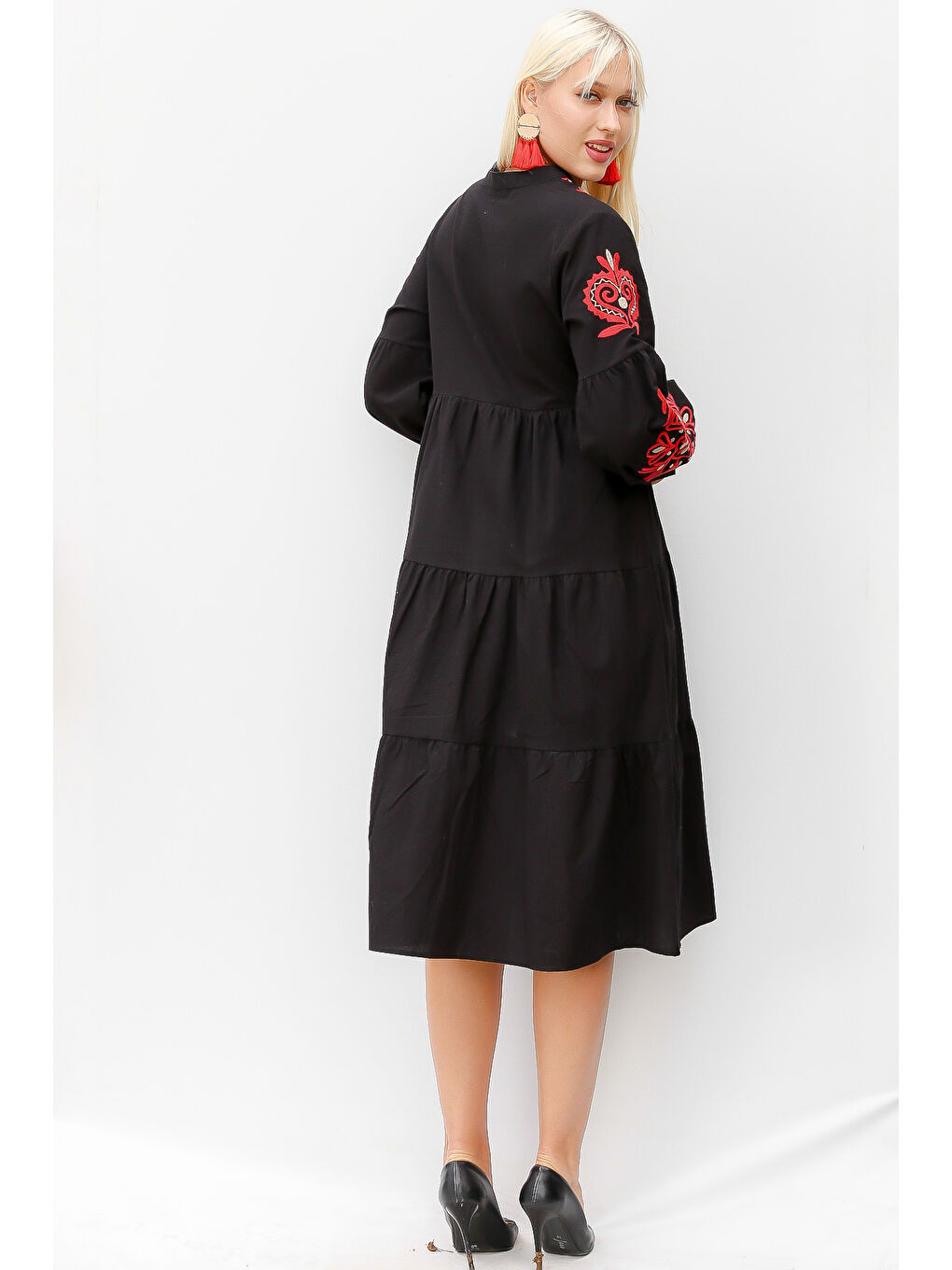 Kadın Siyah Hakim Yaka Balon Kol Bağlamalı Astarsız Regular Fit Casual Pamuk Dokuma Elbise-5