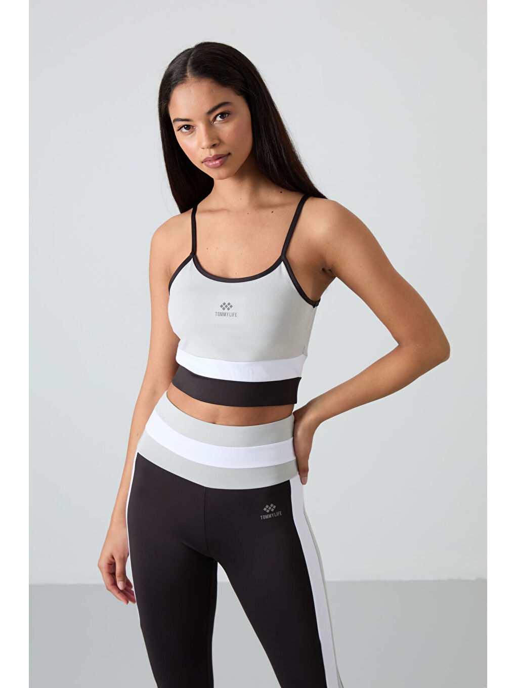 Bej Taş - Siyah Polyester Esnek Standart Fit Performans Kadın Tayt Takım - 95335-3