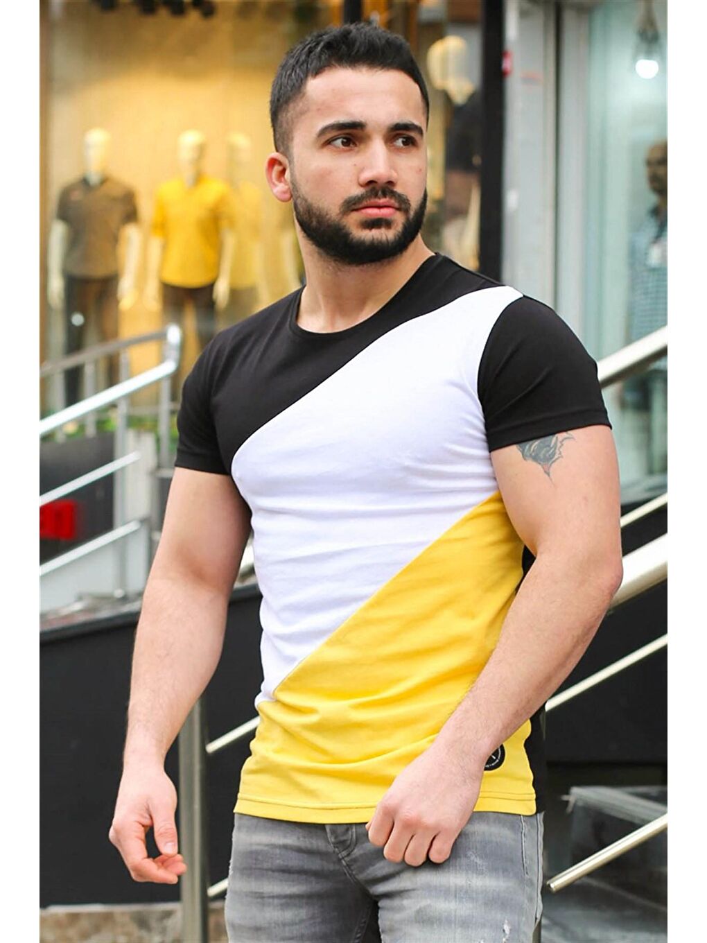 Renk Bloklu Siyah %100 Pamuk Tişört 3018-2