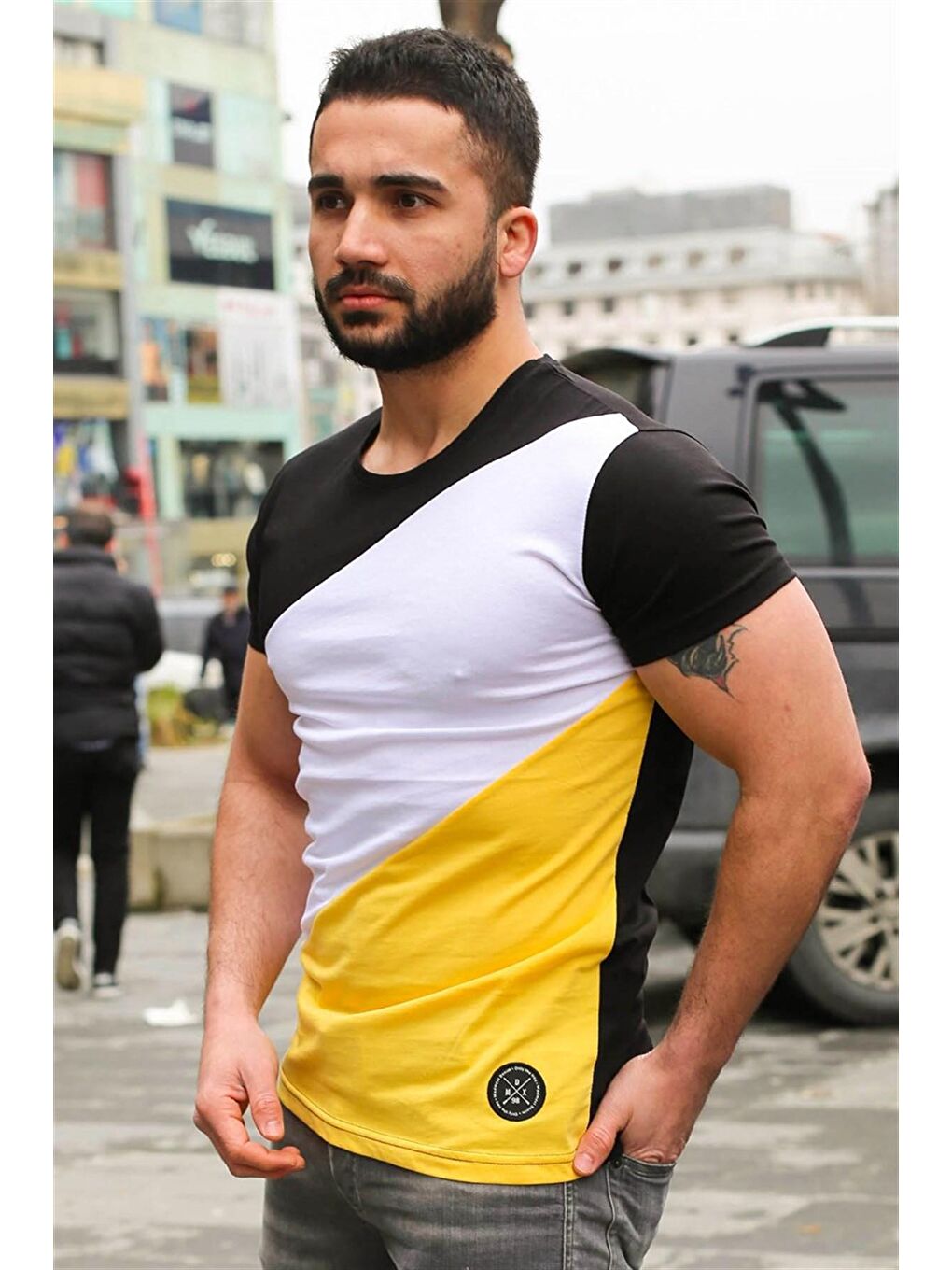 Renk Bloklu Siyah %100 Pamuk Tişört 3018-4