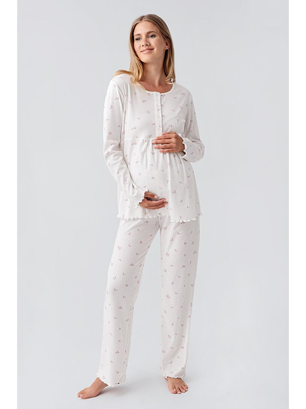 Ekru Uzun Kollu Desenli Düğmeli Esnek Pamuklu Hamile Pijama Takım 18218