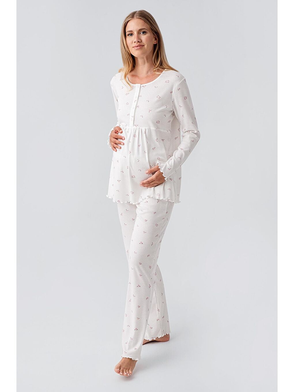 Ekru Uzun Kollu Desenli Düğmeli Esnek Pamuklu Hamile Pijama Takım 18218-1