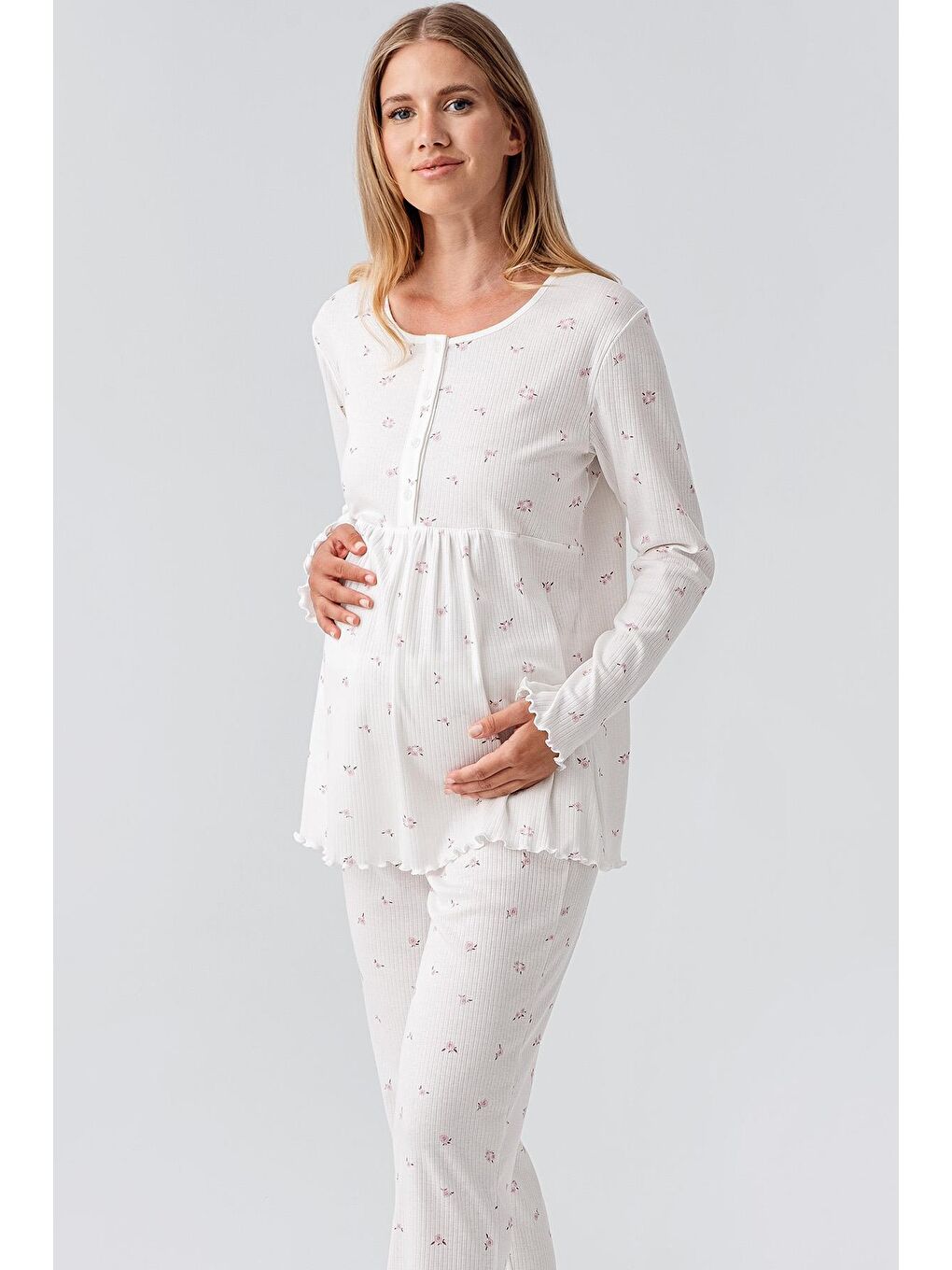 Ekru Uzun Kollu Desenli Düğmeli Esnek Pamuklu Hamile Pijama Takım 18218-2