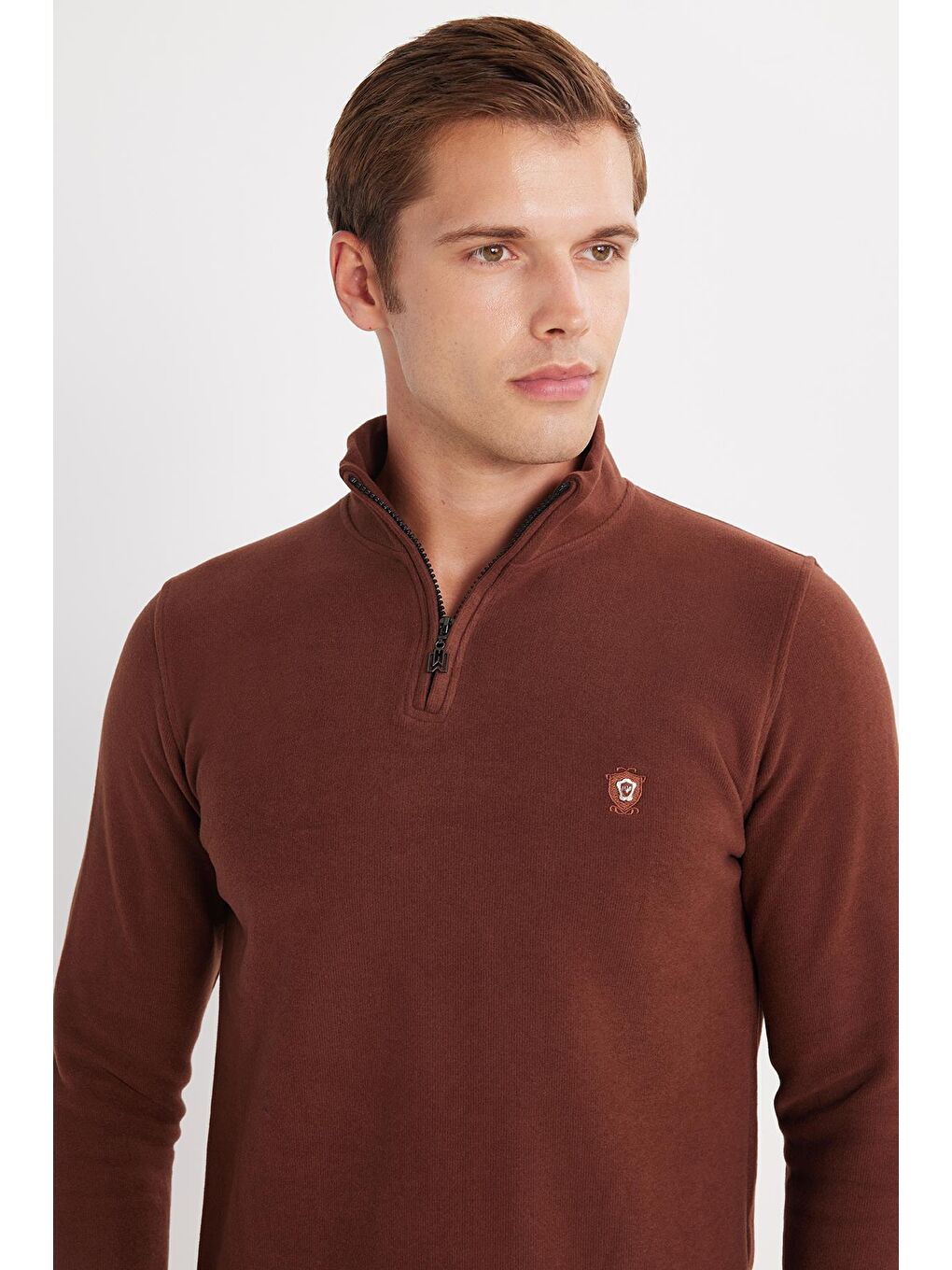 Erkek Slim Fit Dar Kesim Pamuklu Selanik Kumaş Yarım Fermuarlı Kahverengi Dik Yaka Sweatshirt-1