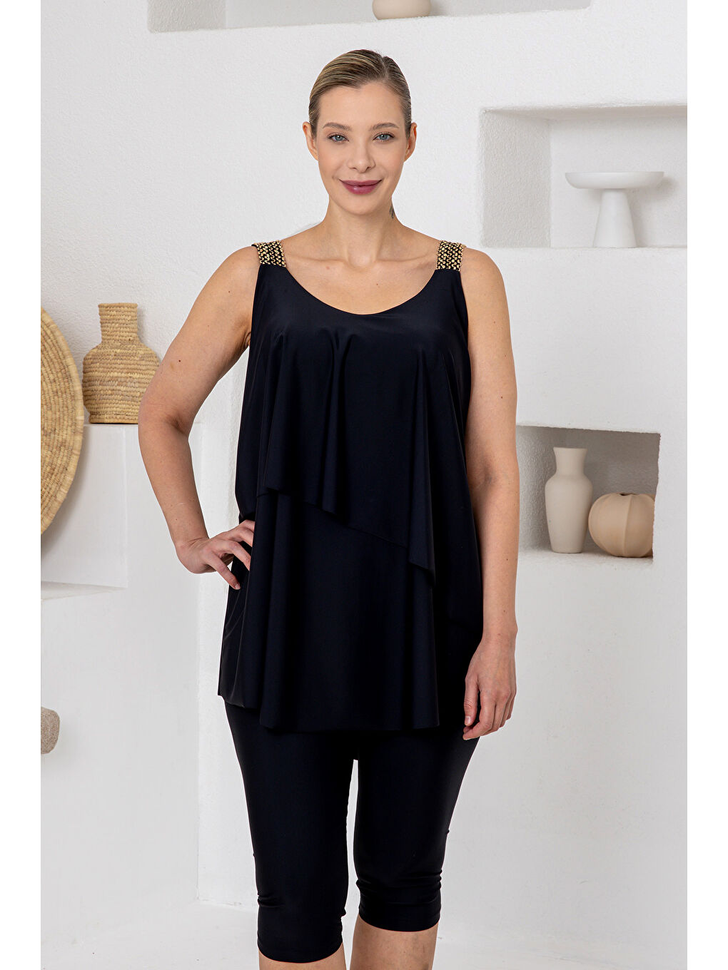 Büyük Beden UV Korumalı Elastanlı Sıfır Kol Yarı Kapalı Mayo 1813 Siyah06