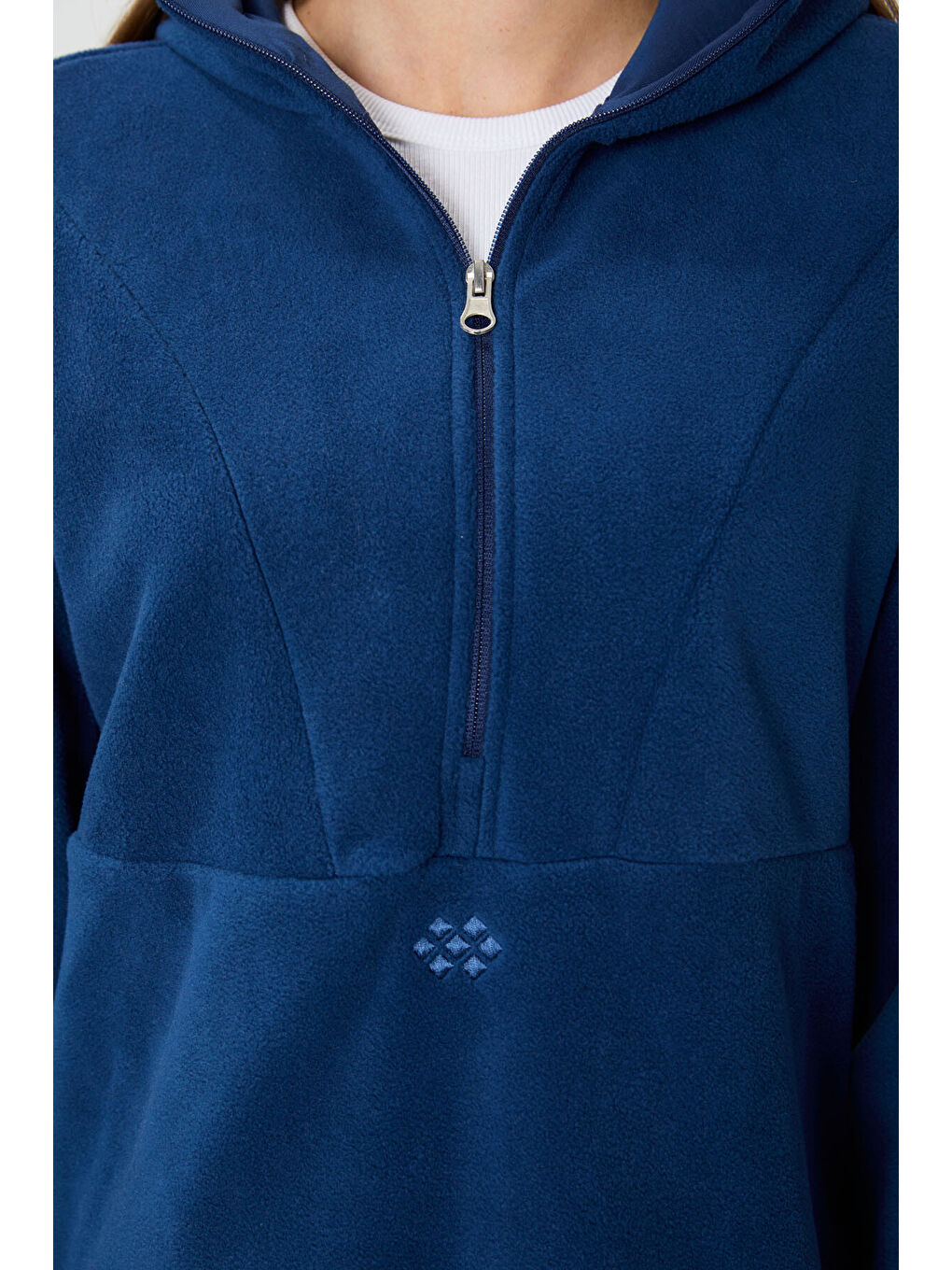 Lacivert Parlament Kalın Yumuşak Dokulu Kapüşonlu Oversize Nakışlı Polar Kadın Sweatshirt  97286-5