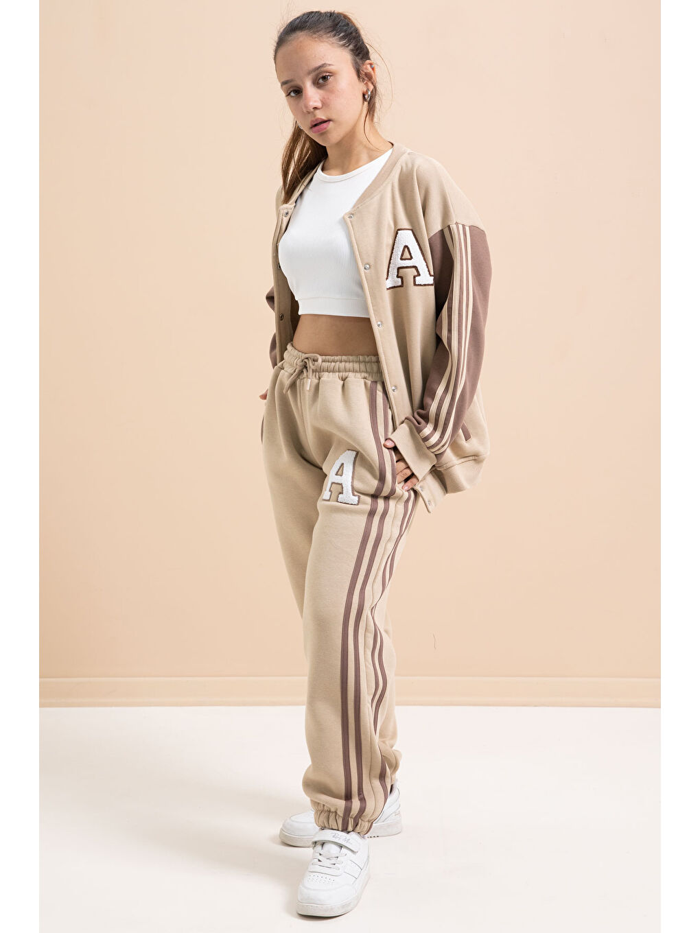 Bej Yazılı Kolej Ceketli Kız Çocuk Şeritli 3 İplik Şardonlu Eşofman Takımı 21298-3