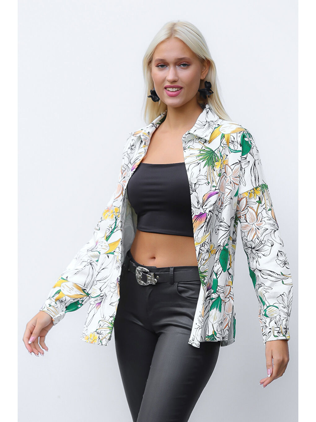 Beyaz Gömlek Yaka Uzun Kol Çiçekli Düğmeli Oversize Casual Pamuk Dokuma Gömlek Ceket-5