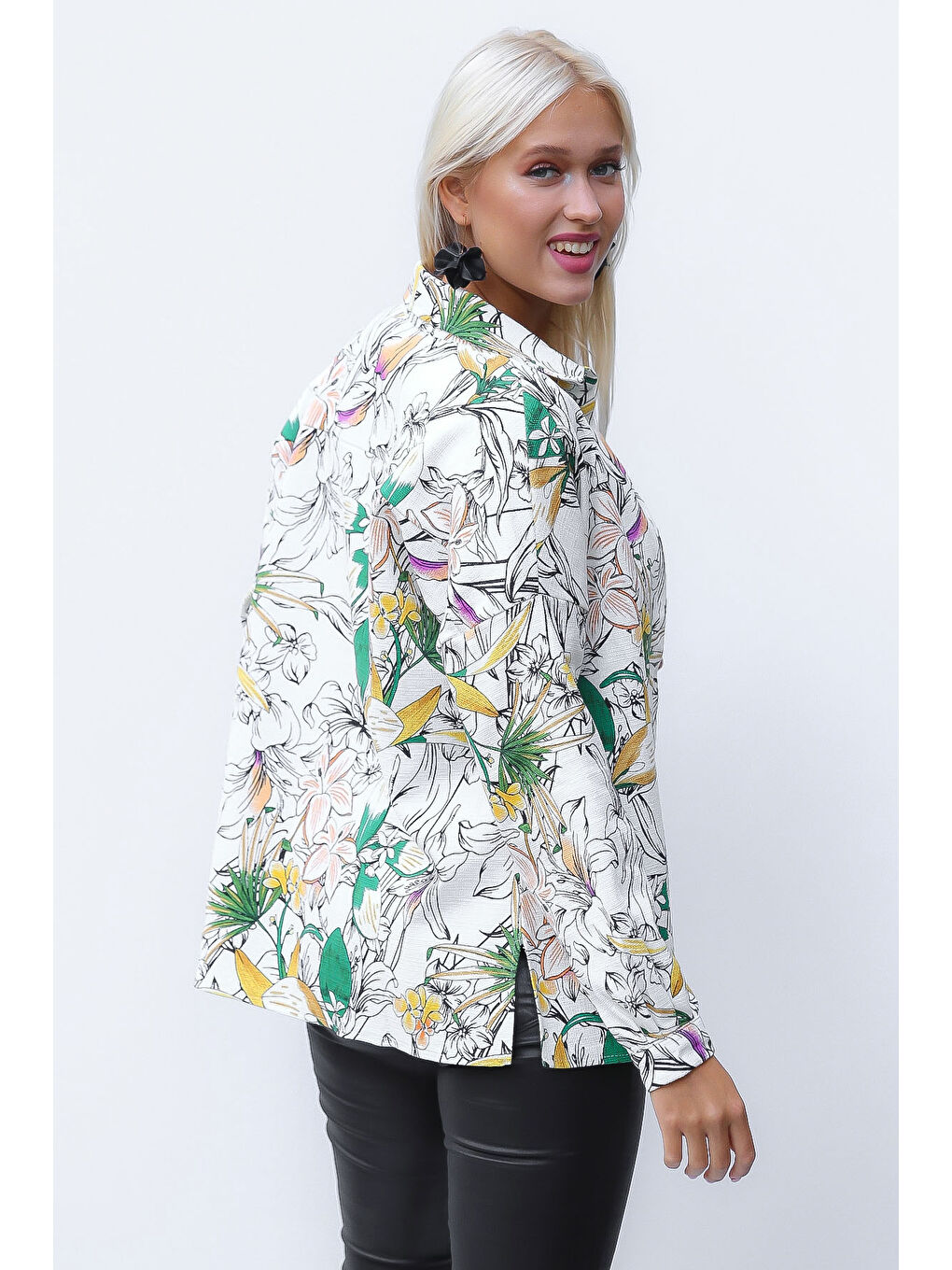 Beyaz Gömlek Yaka Uzun Kol Çiçekli Düğmeli Oversize Casual Pamuk Dokuma Gömlek Ceket-7