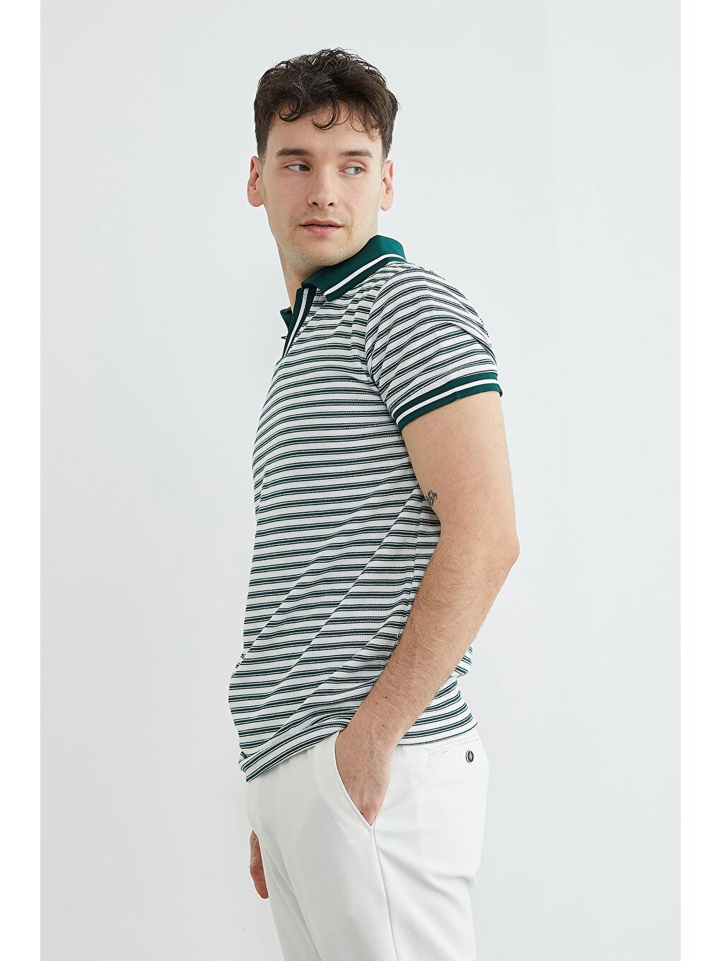 Yeşil Çizgili Polo Yaka Tişört-3