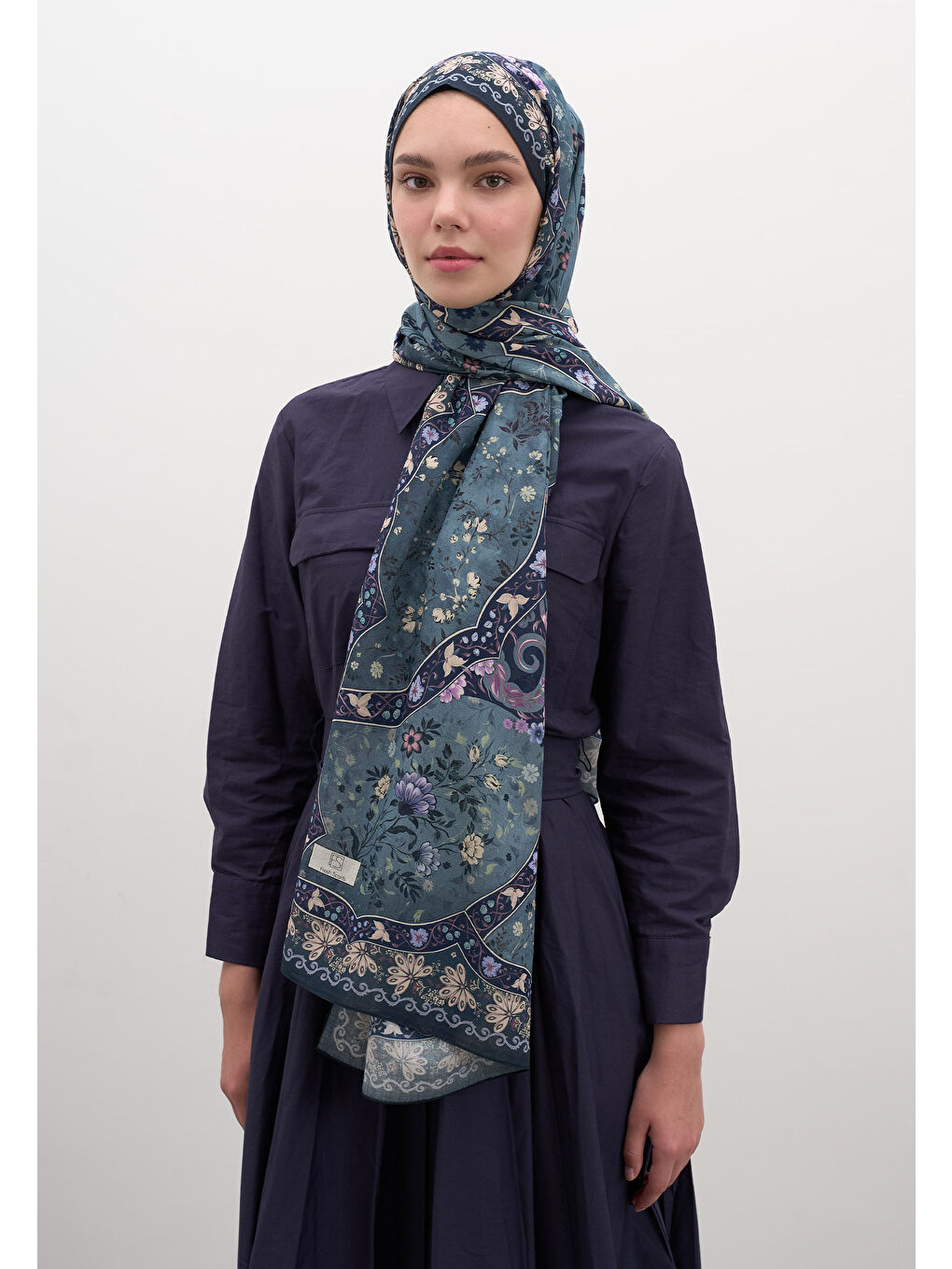 Berthe Desen Şal Lacivert