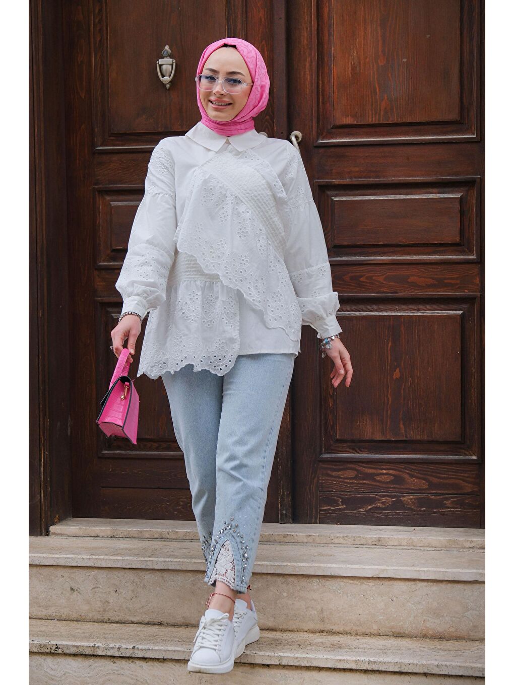 Brode Dantel Detaylı Gömlek Beyaz-1