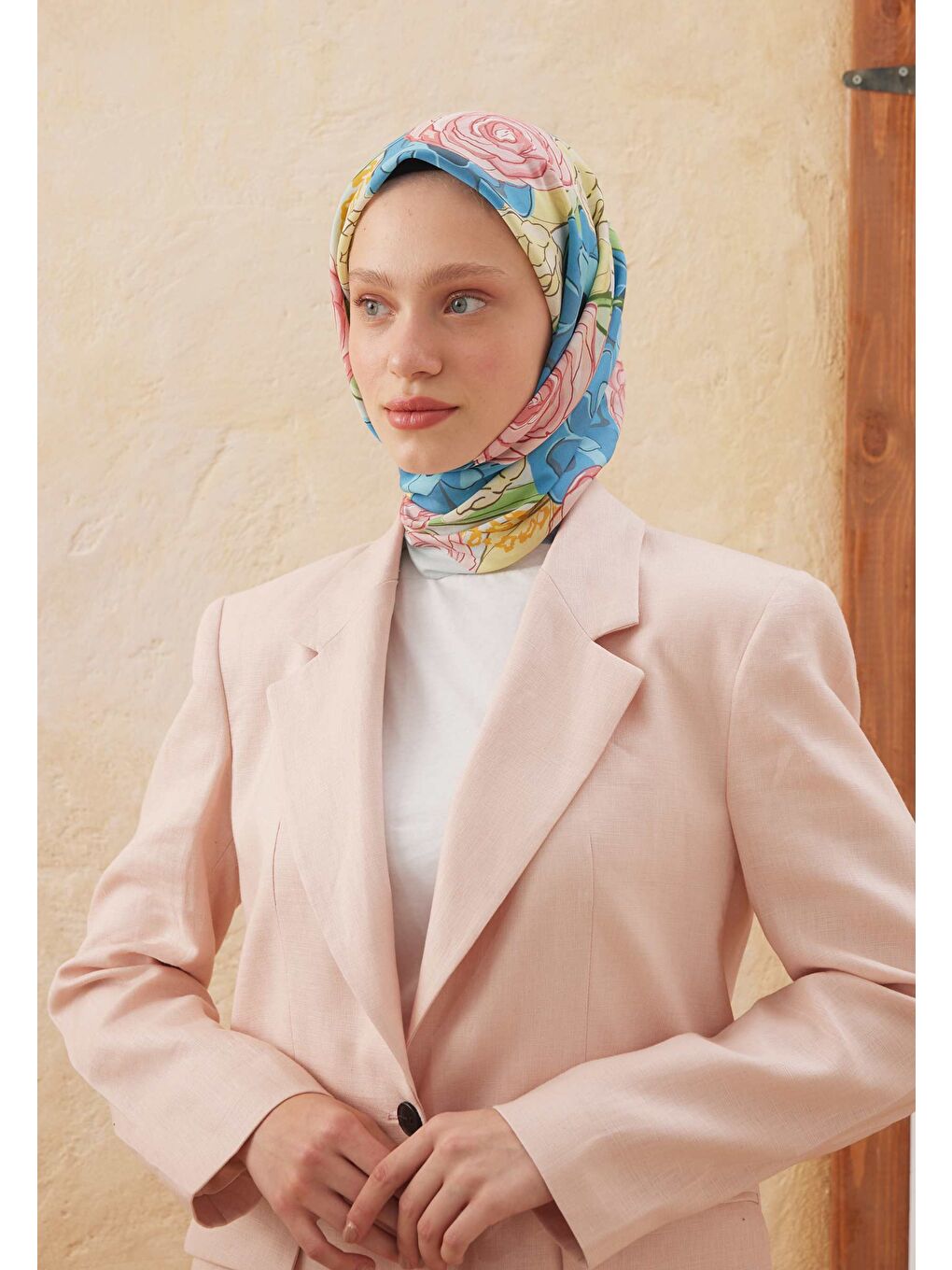 Rose Bouquet Desen Pamuk İpek Eşarp Mavi-2