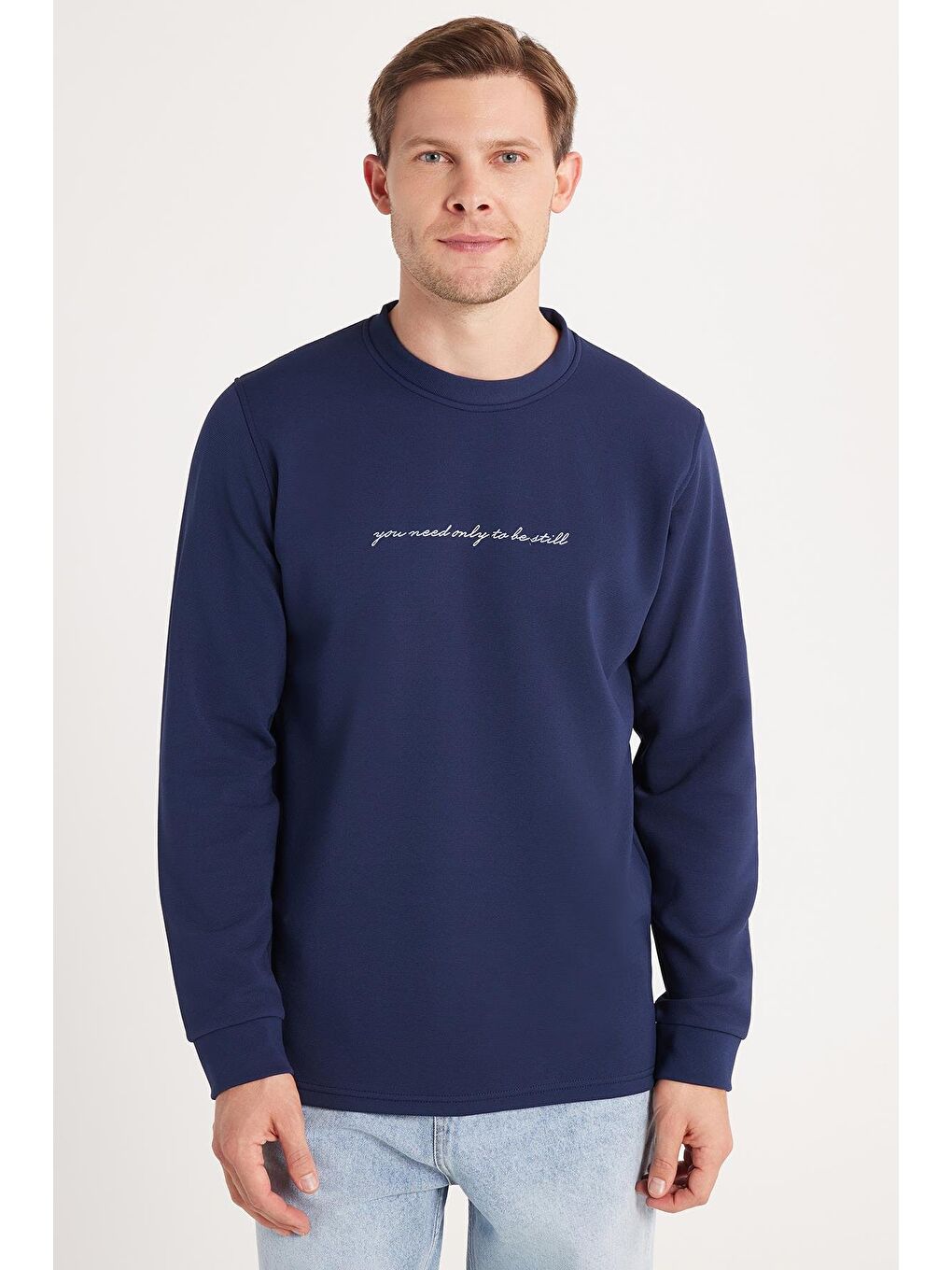 Erkek Standart Fit Pamuklu Bisiklet Yaka Şardonlu Baskılı İndigo Sweatshirt-3