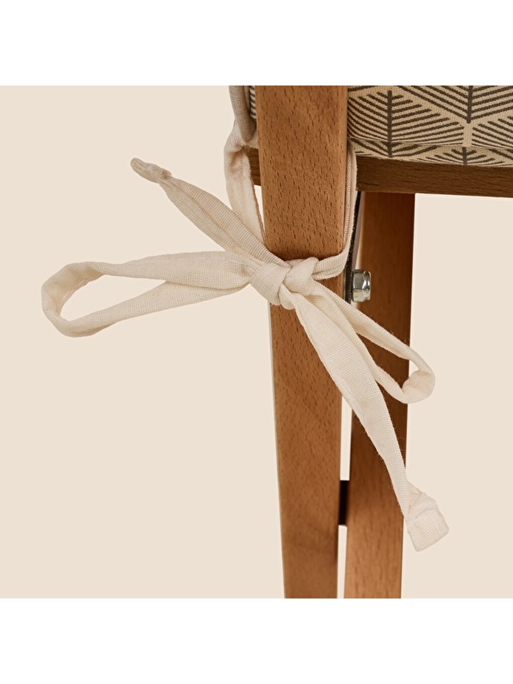 Gri Soft Sırtlı Sandalye Minderi - Ekru - 38x76 cm-1