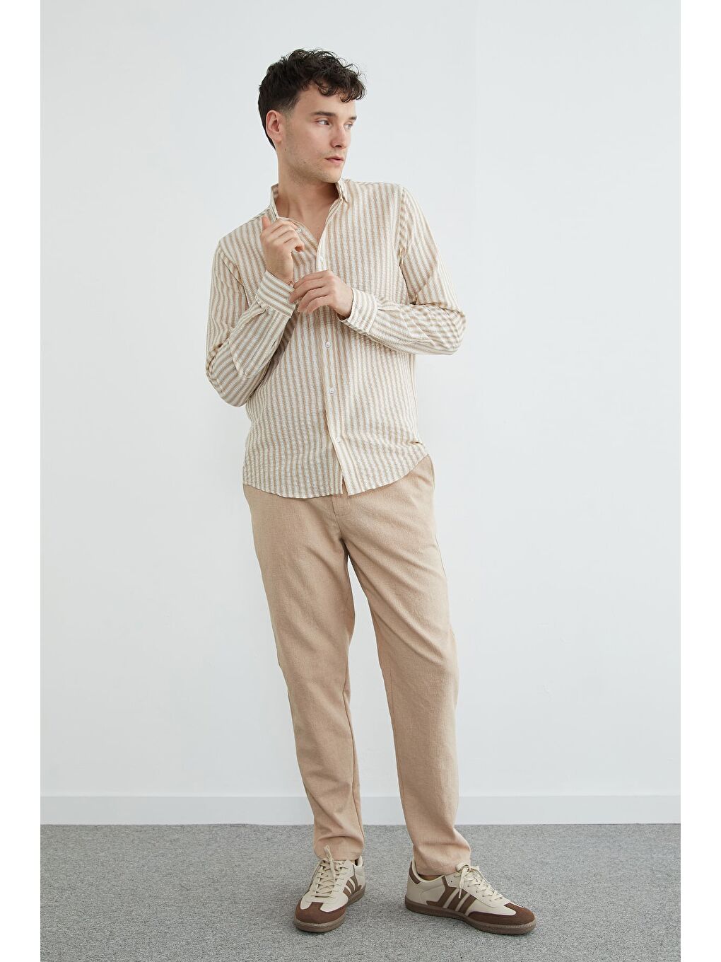 Bej Çizgili Gofre Kumaş Gömlek-4