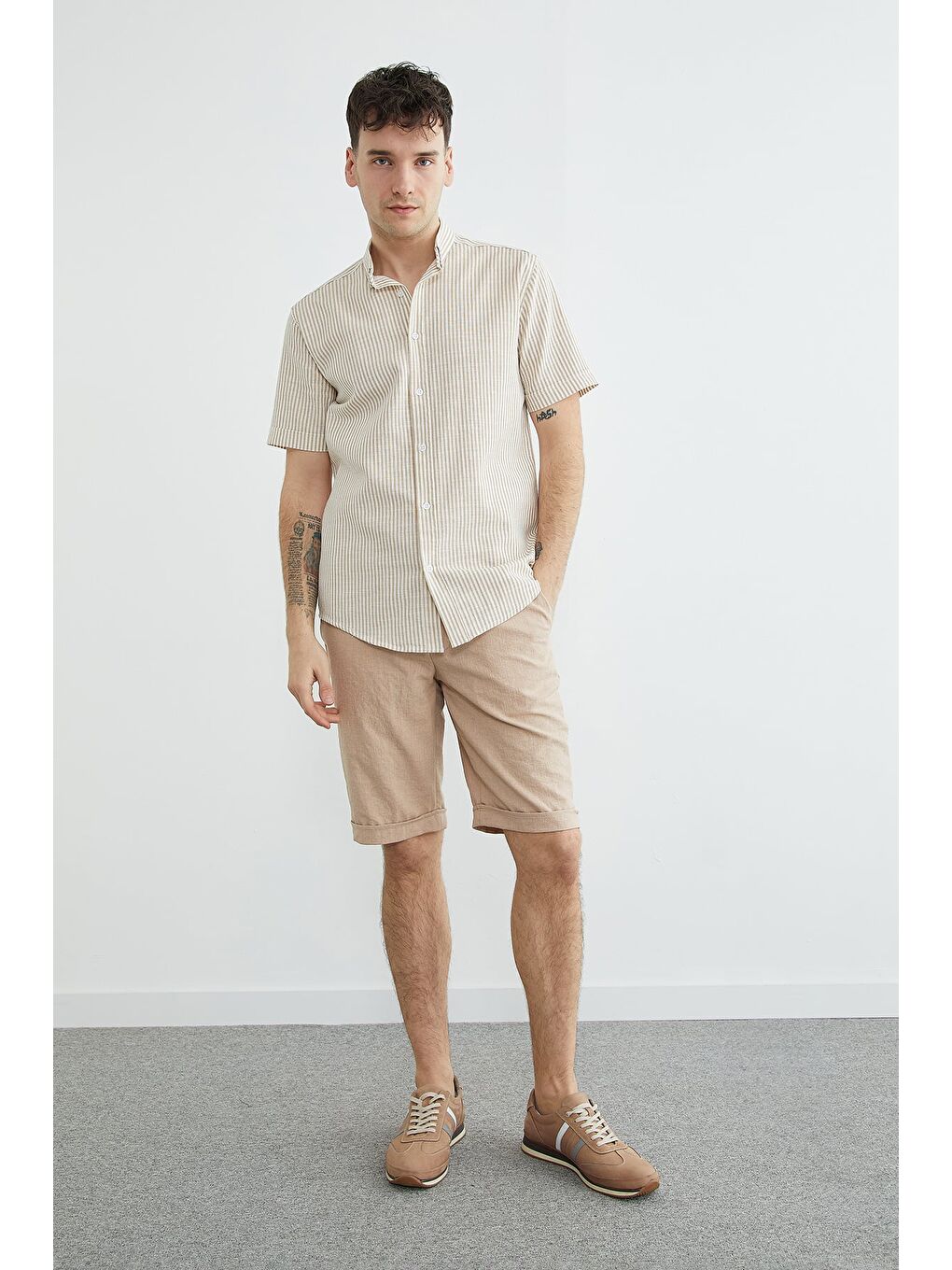 Bej Çizgili Keten Görünümlü Kısa Kol Gömlek-2