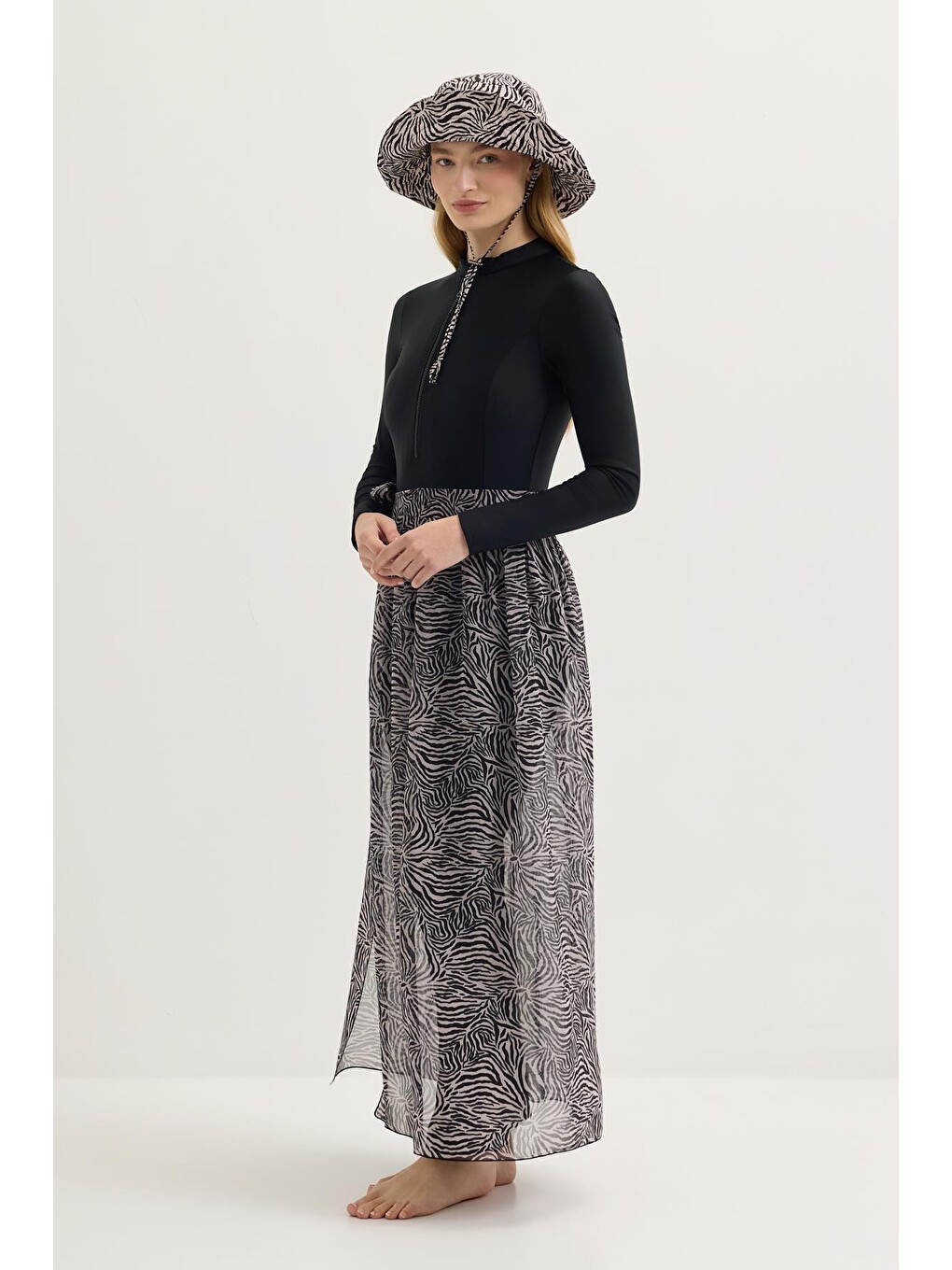 Siyah Tesettür Pareo Tül Etek Zebra-1