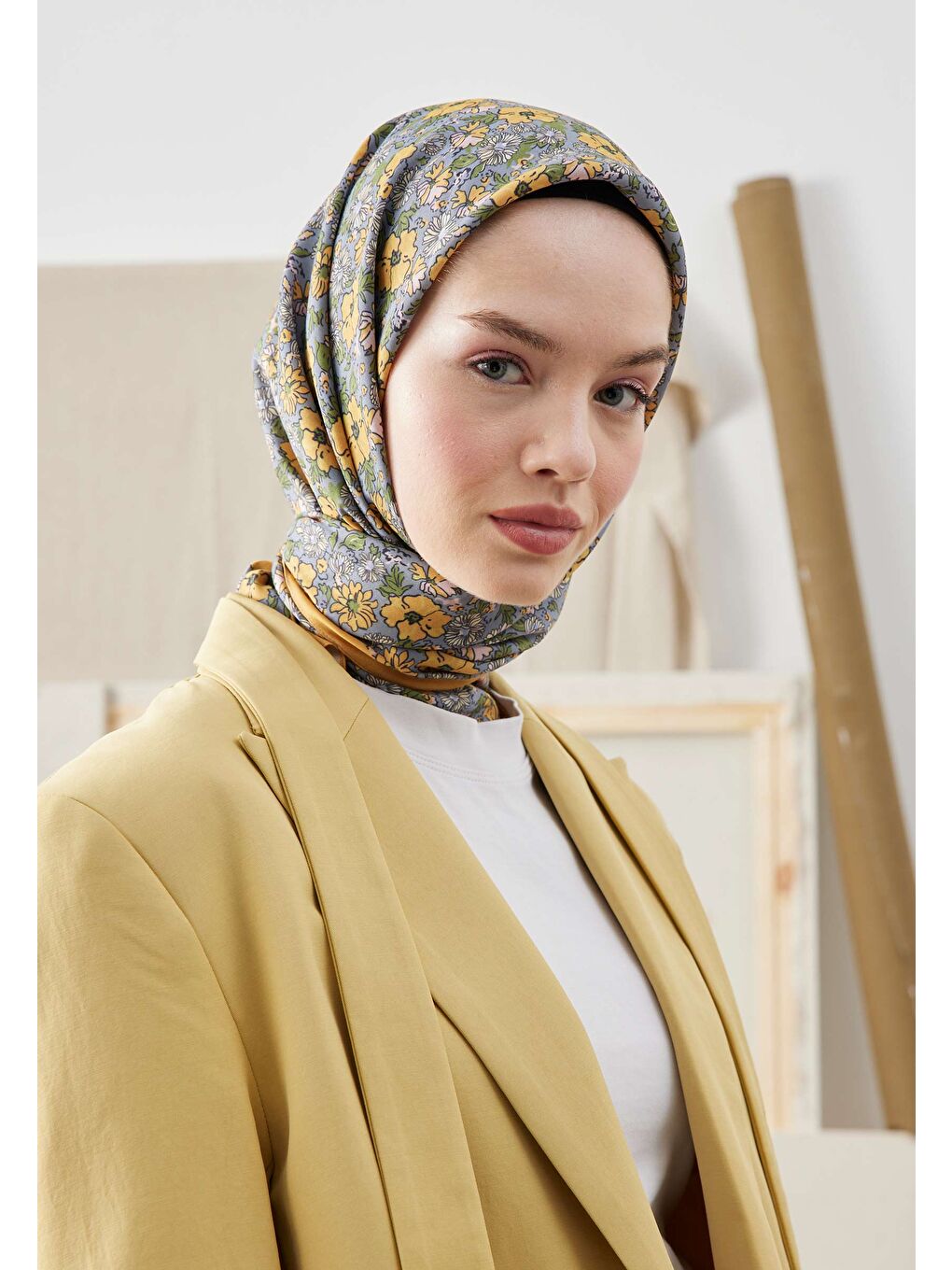 Bloomıng Garden Desen Pamuk İpek Eşarp Mavi-1