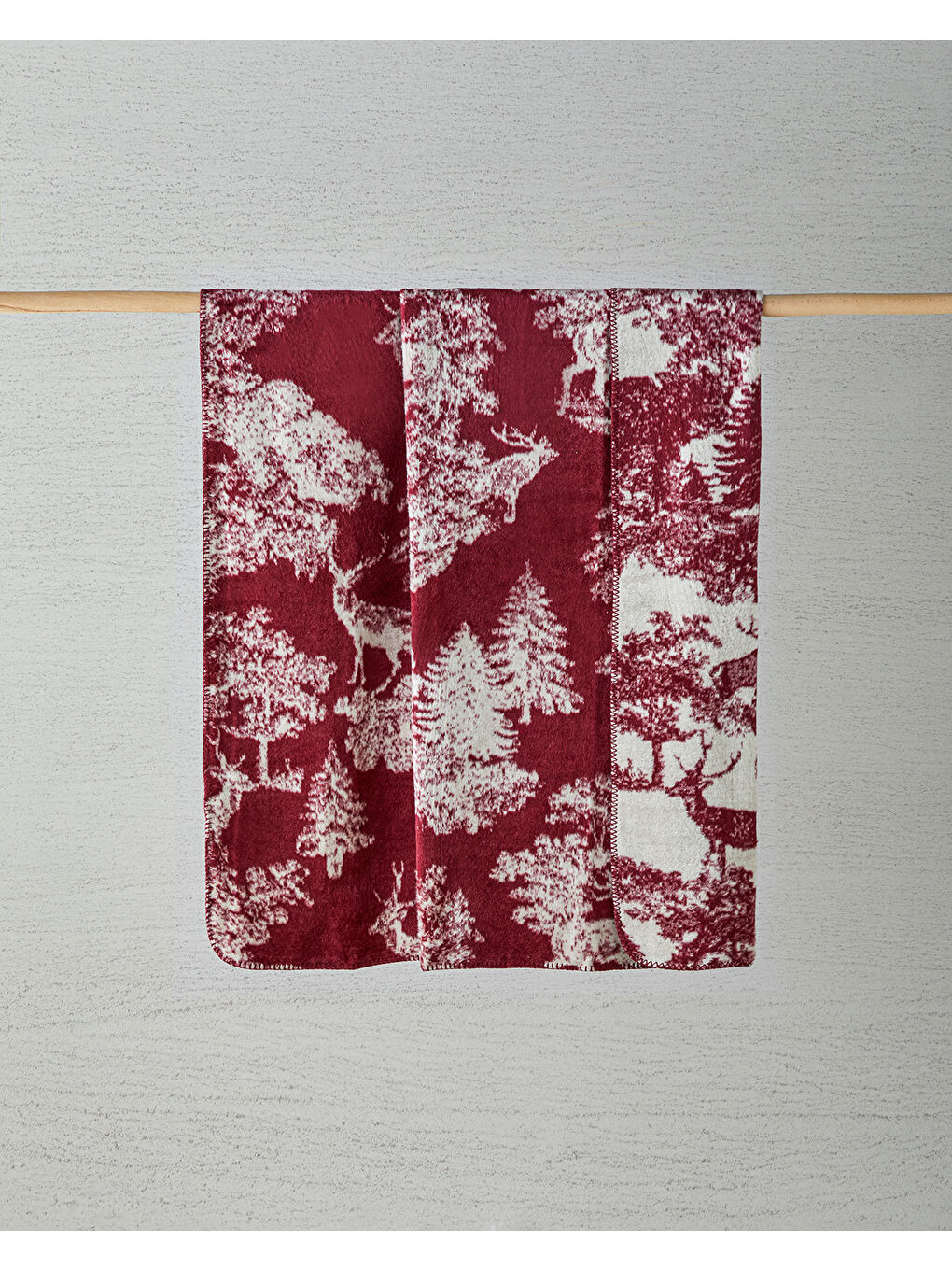 English Home Kirmizi Forest toile Akrilik Tv Battaniye 130x170 cm Kırmızı