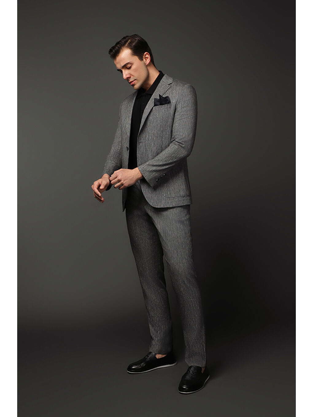 Antrasit Slim Fit Dar Kesim Keten Karışımlı Beli Lastikli İpli Takım Elbise