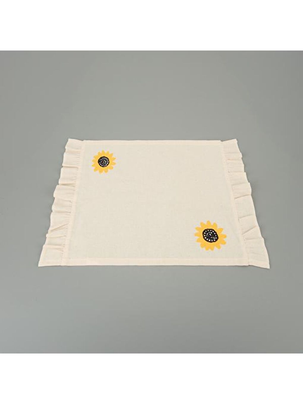 Evidea Soft Nakışlı Fırfırlı 2'li Amerikan Servis - Ekru - 35x50 cm - 2
