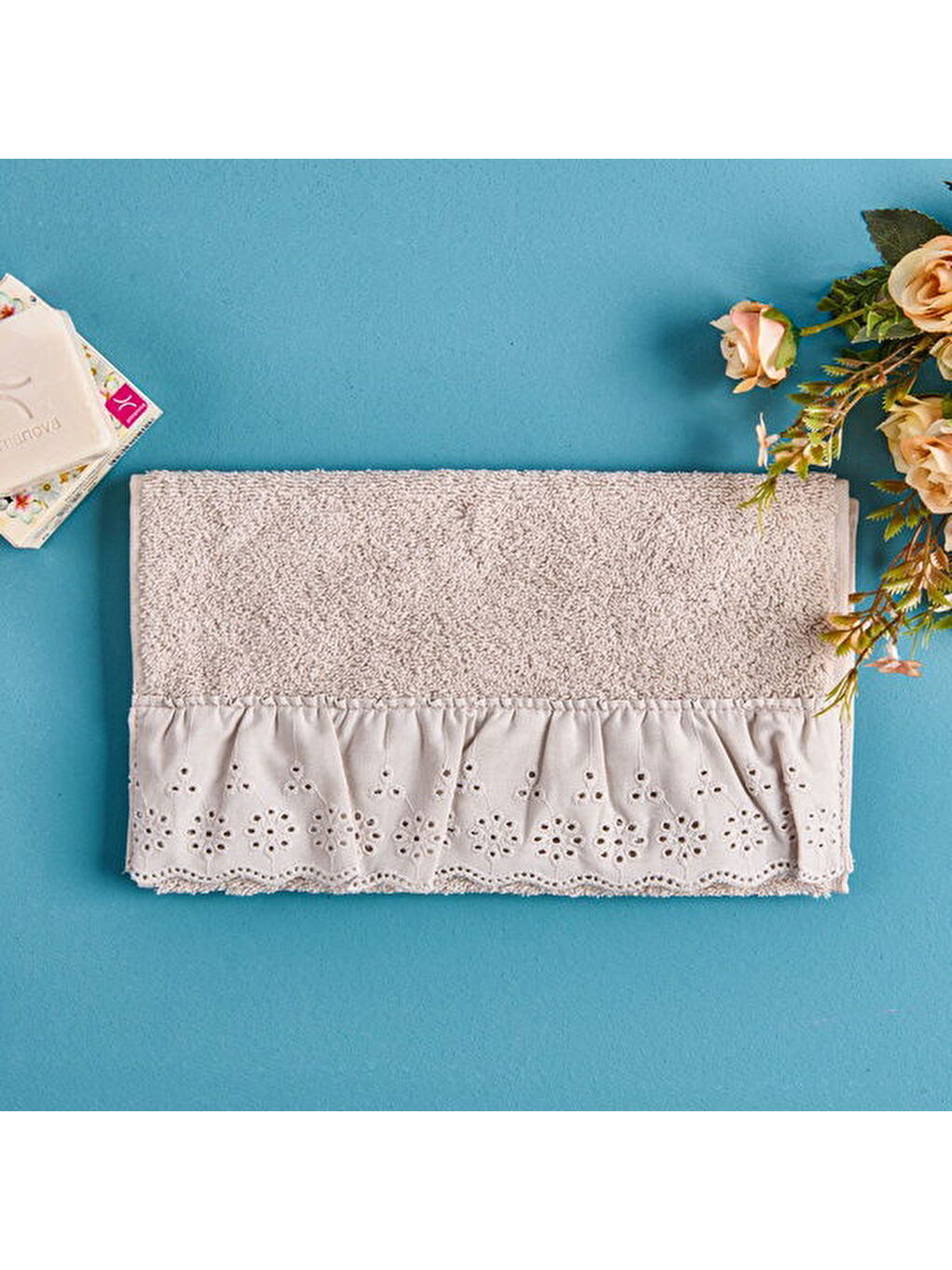 Evidea Ekru Soft Fırfırlı El Havlusu - Krem - 30x50 cm