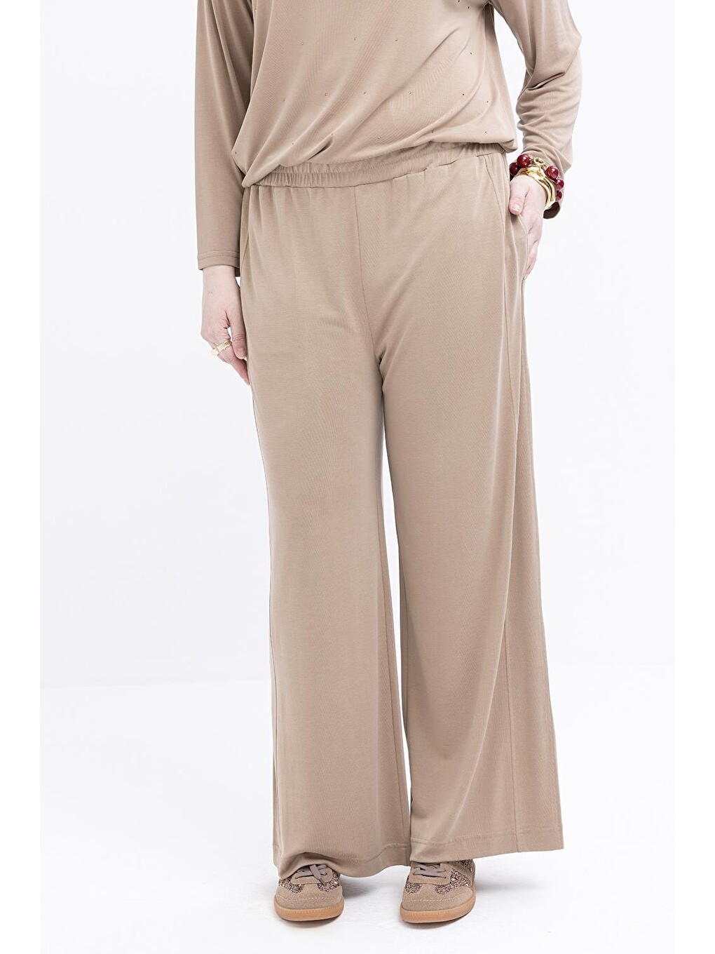 Bej Vizon-büyük Beden Beli Lastikli Geniş Paça Pantolon-3