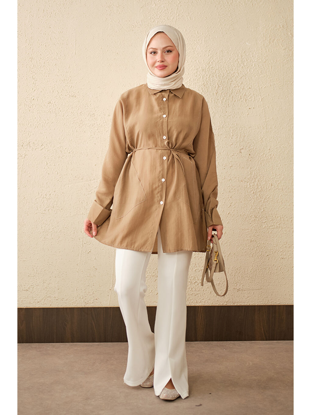 Bej Kadın Çift Cep Detay Uzun Gömlek Vizon-2