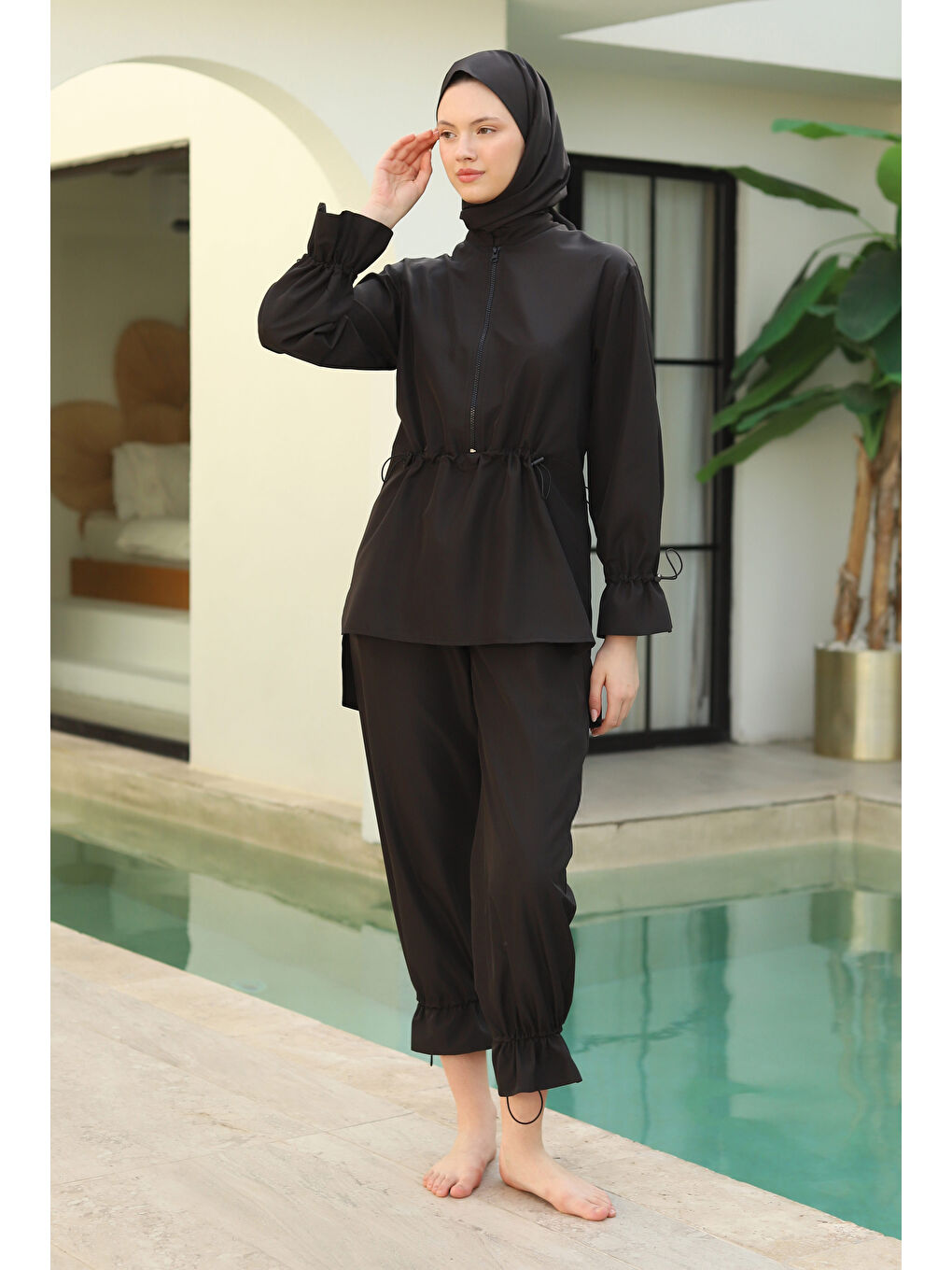 Geniş Manşetli Yüzme Takımı Siyah-2