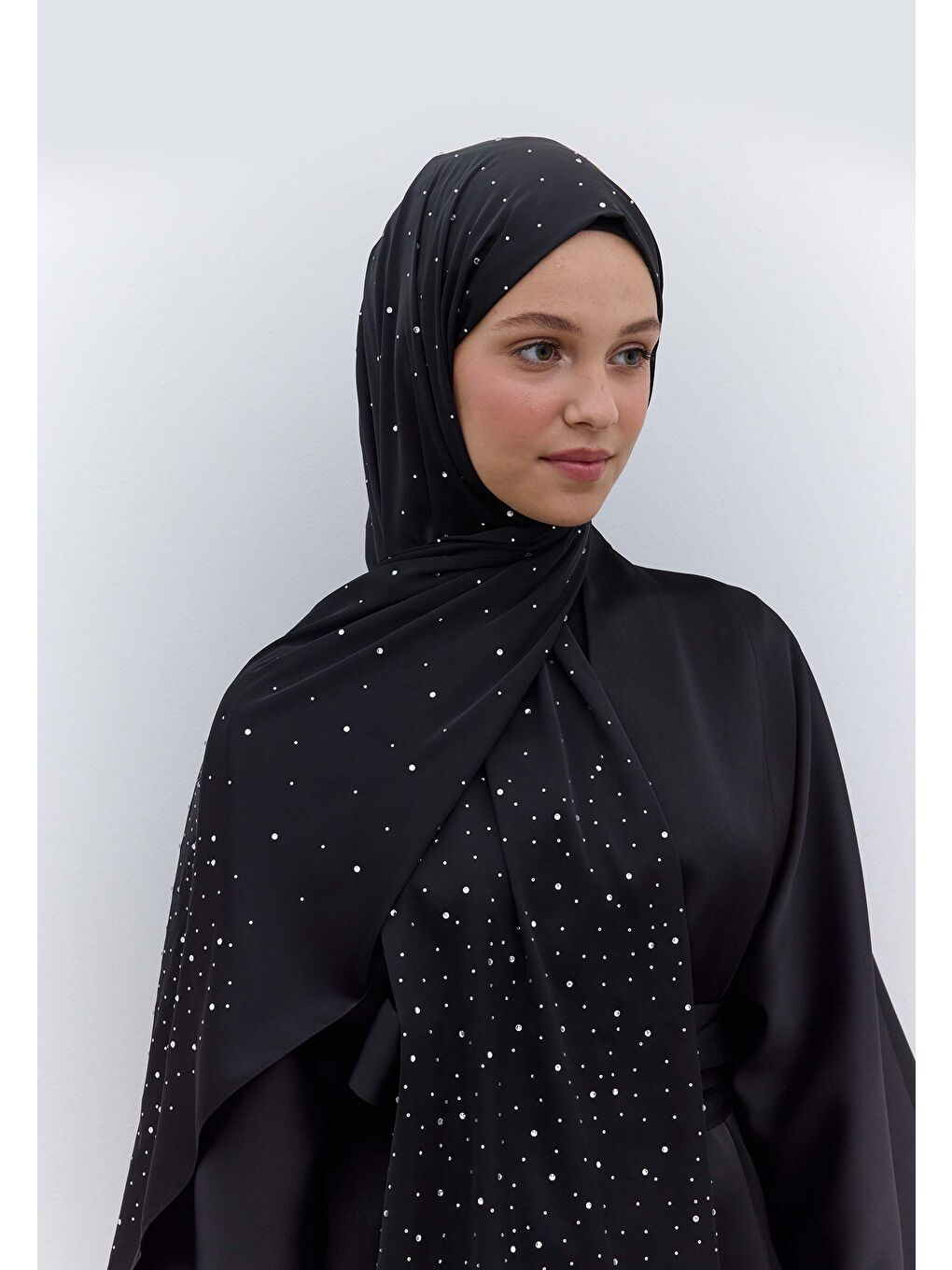 Strass Taşlı İpeksi Şal Siyah Gümüş-1