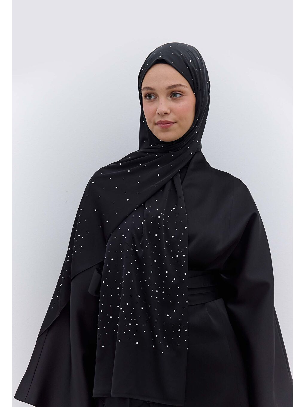 Strass Taşlı İpeksi Şal Siyah Gümüş-2