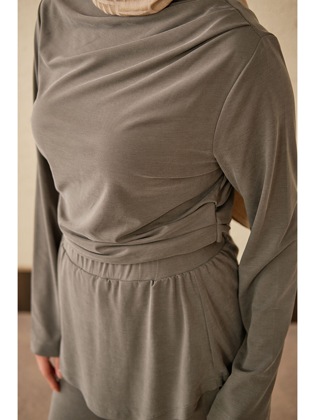 Kadın Yaka Büzgü Detay Takım Yeşil-3