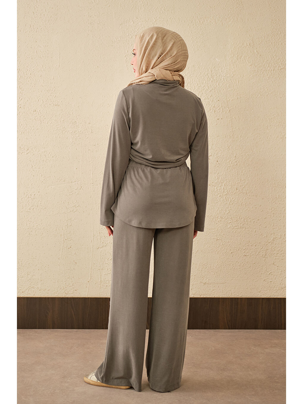 Kadın Yaka Büzgü Detay Takım Yeşil-4