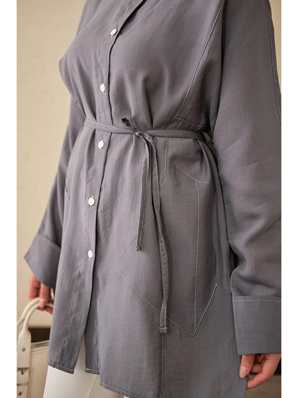 Kadın Çift Cep Detay Uzun Gömlek Gri-3