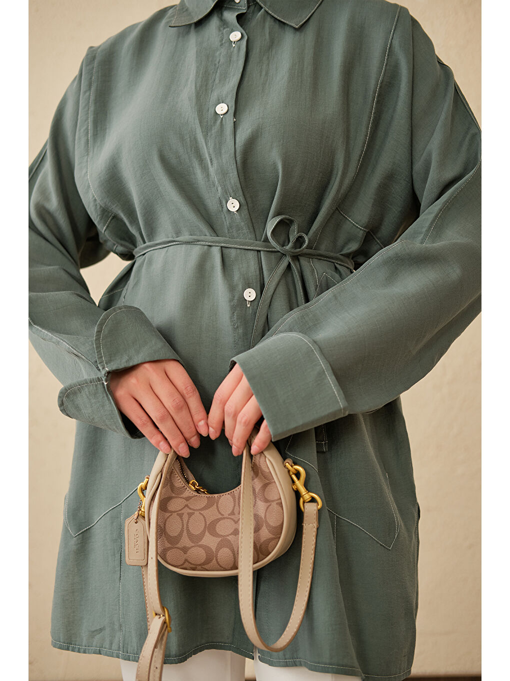 Kadın Çift Cep Detay Uzun Gömlek Yeşil-3