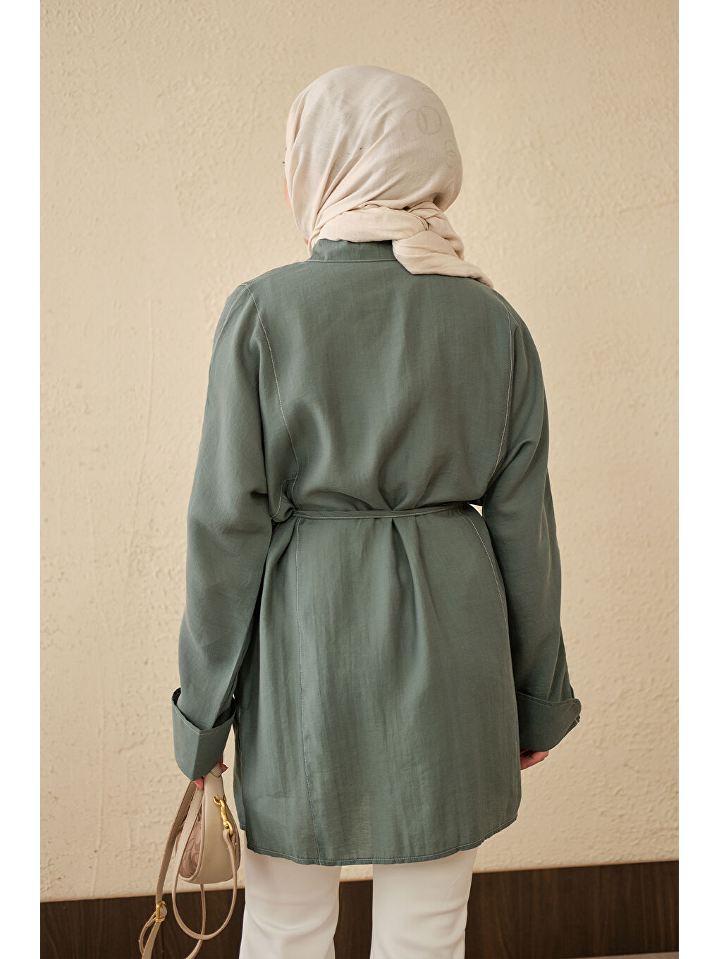 Kadın Çift Cep Detay Uzun Gömlek Yeşil-4