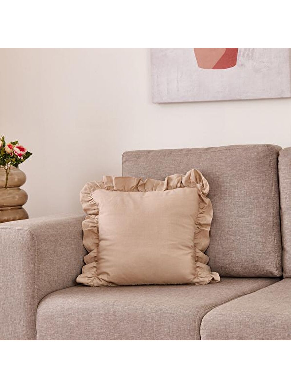 Soft Larvik Fırfırlı Kırlent - Bej- 40x40 cm