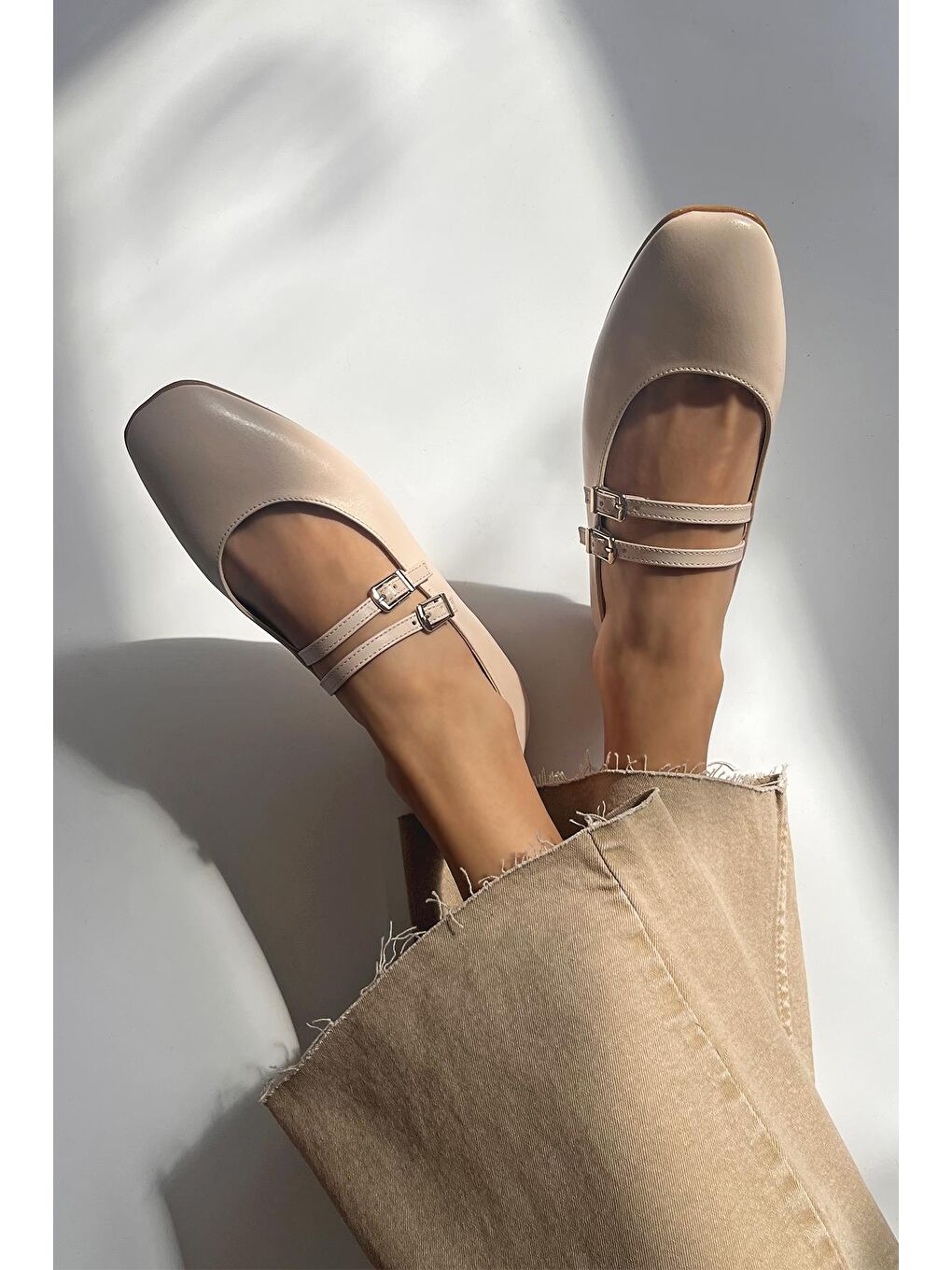 Elvira   Kadın  Kemer  Detay  Deri  Babet Bej-1