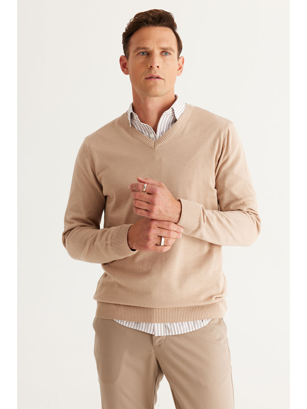 Erkek Bej Melanj Standart Fit Normal Kesim V Yaka Pamuklu Triko Kazak-1