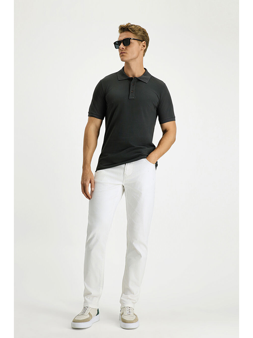 Antrasit Slim Fit Dar Kesim Pamuk Kıvrılmaz Polo Yaka Tişört-1