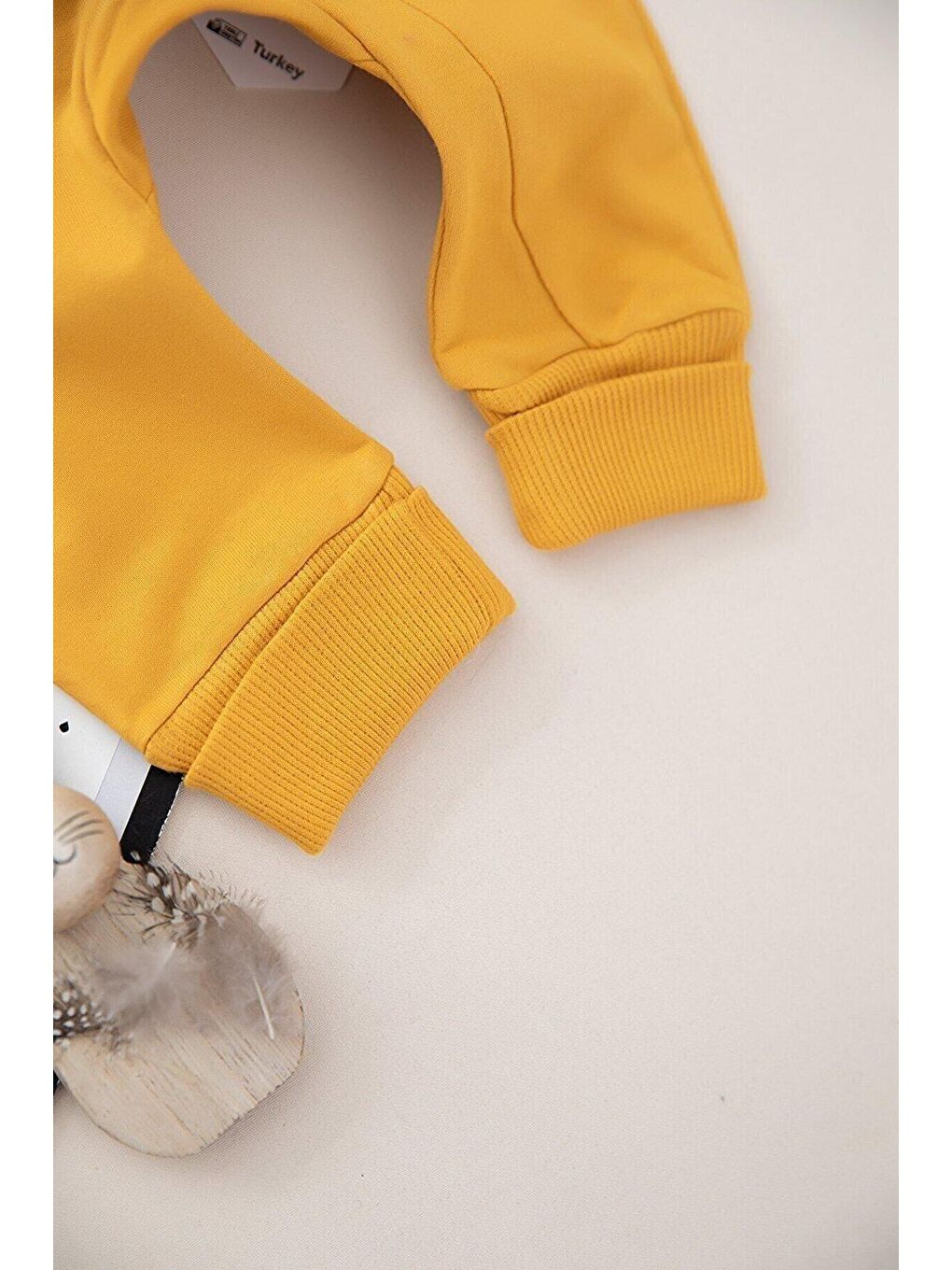 Sarı Tavşan Nakışlı Kapüşonlu Pon Ponlu Bebek Tulum-3