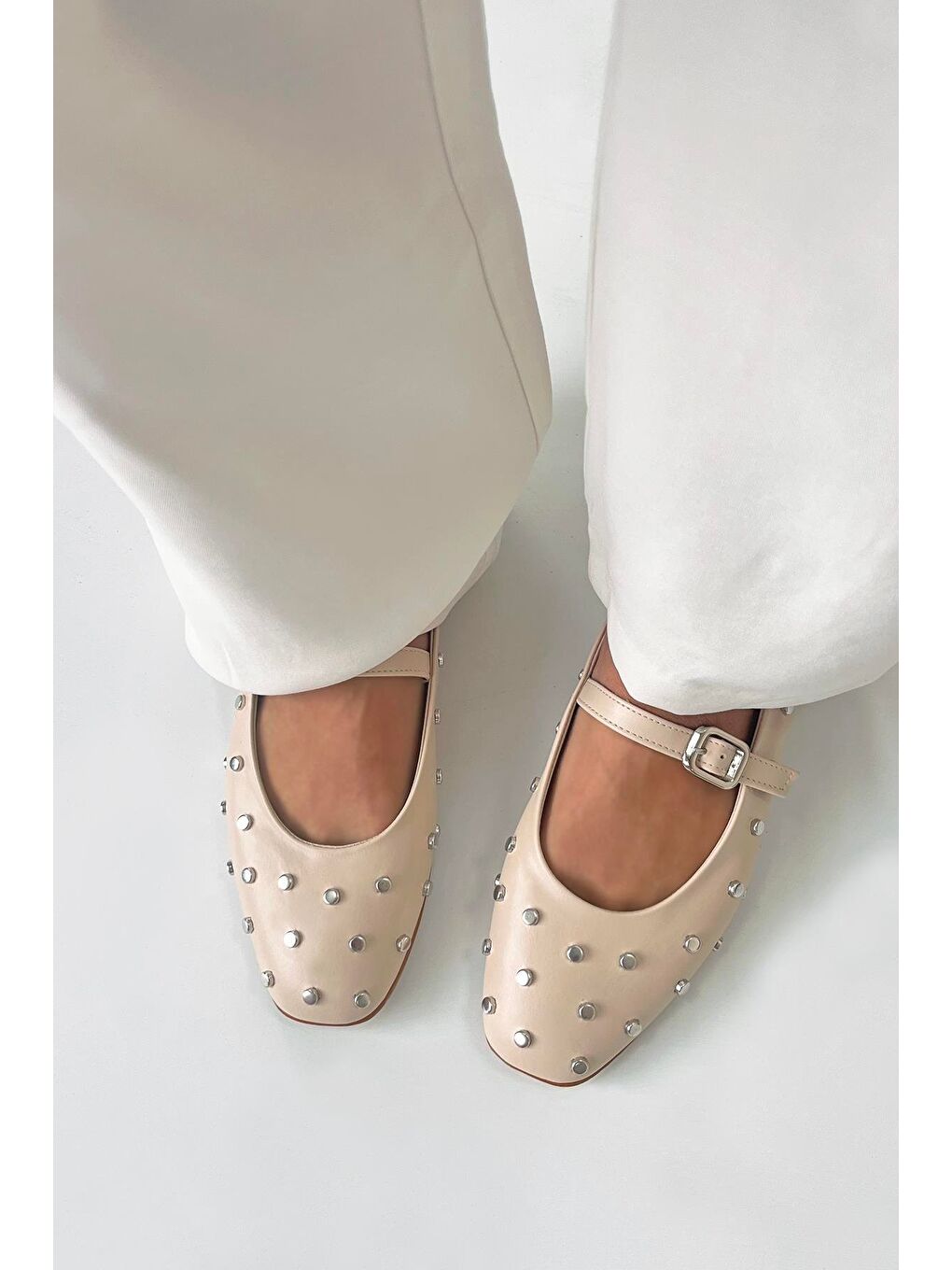 Azure Kadın  Drop  Detay  Deri  Babet Bej-2