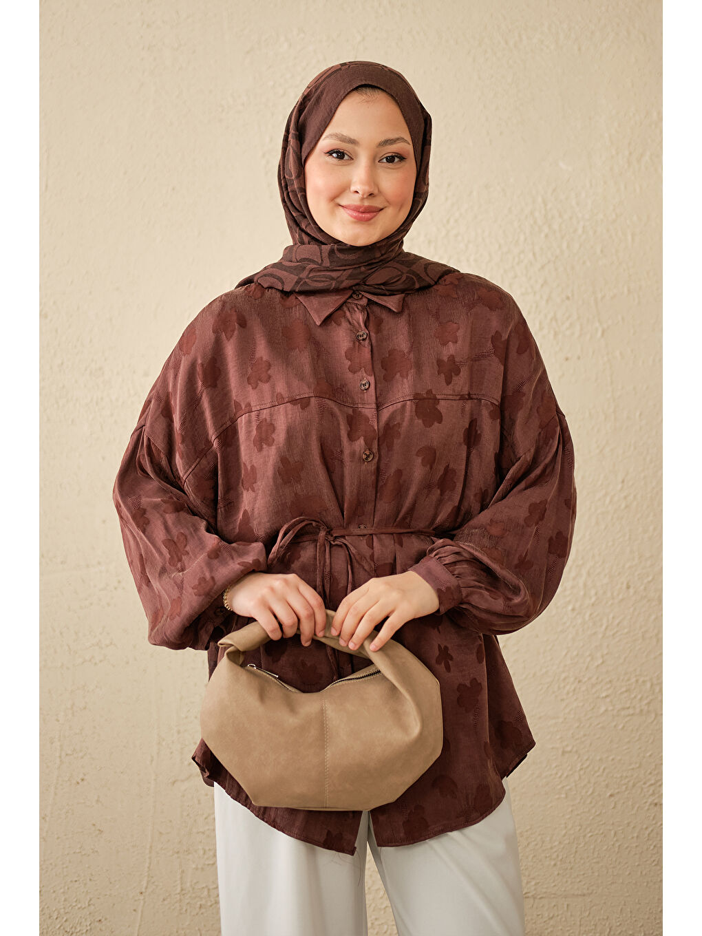 Kadın Yonca Desen Saten Bel Bağlamalı Gömlek Bordo-2