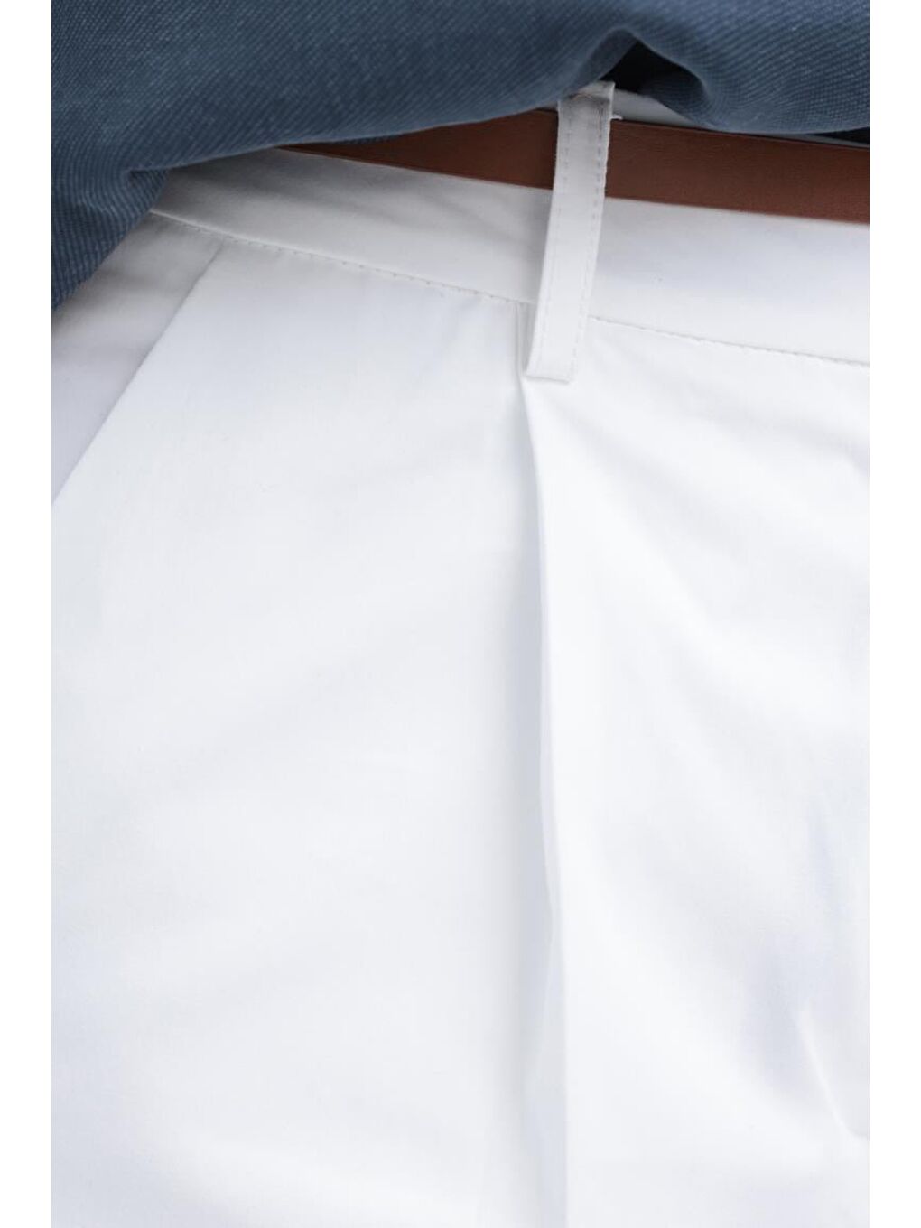 Beyaz-Kemerli Boru Paça Pantolon-4
