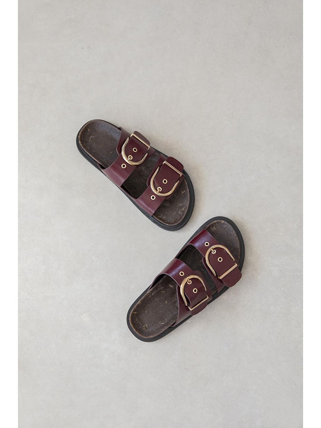 Zowie Kadın Toka Detay Günlük Konfor Deri Terlik Bordo-1