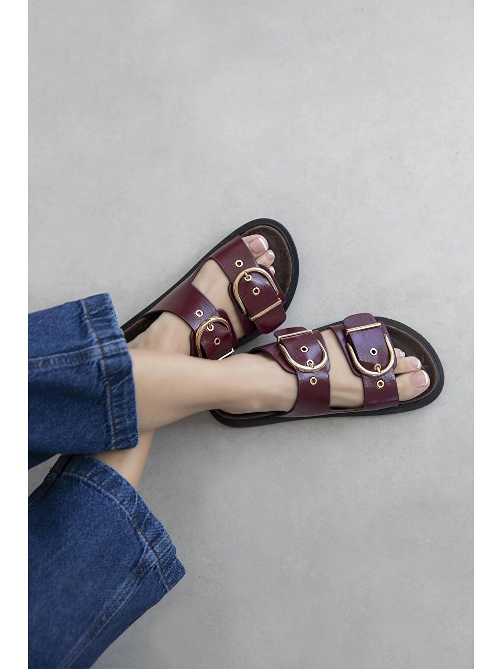 Zowie Kadın Toka Detay Günlük Konfor Deri Terlik Bordo-2